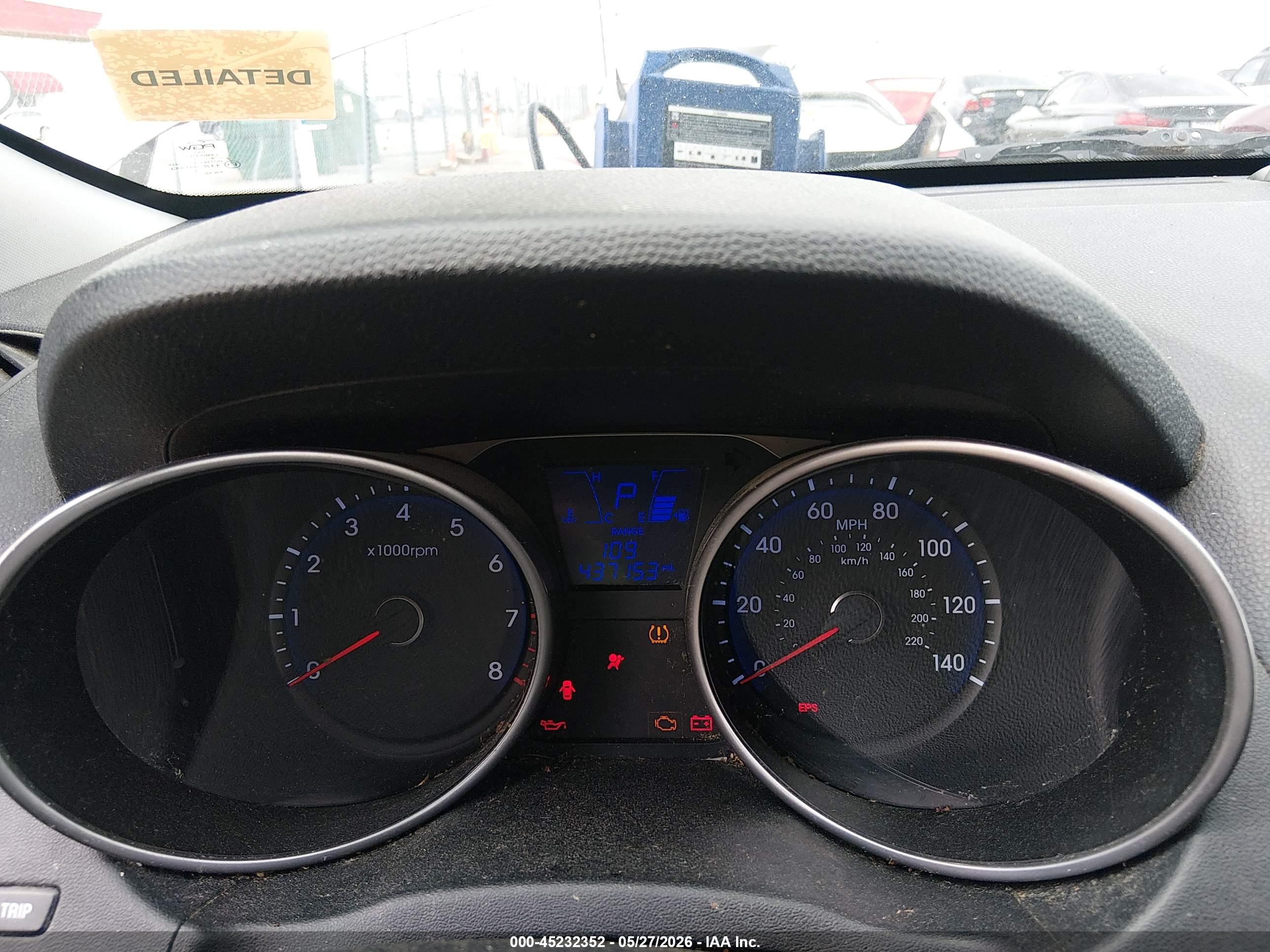 HYUNDAI TUCSON image 7