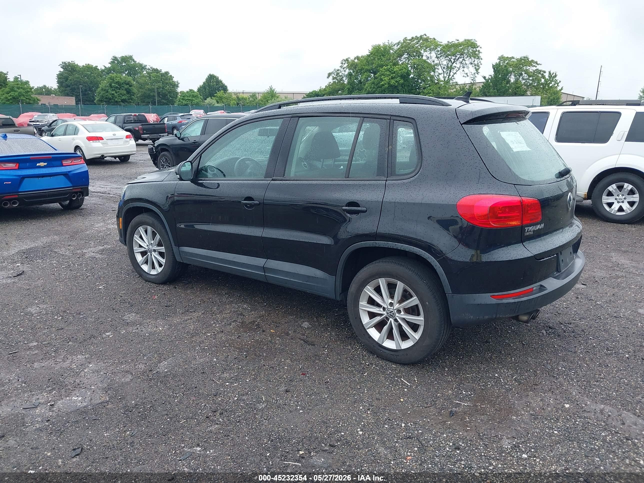 VOLKSWAGEN TIGUAN image 3