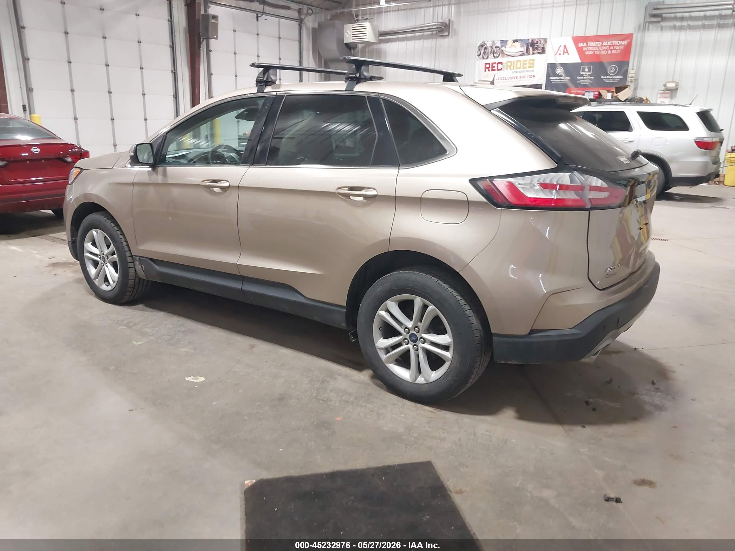 FORD EDGE image 3