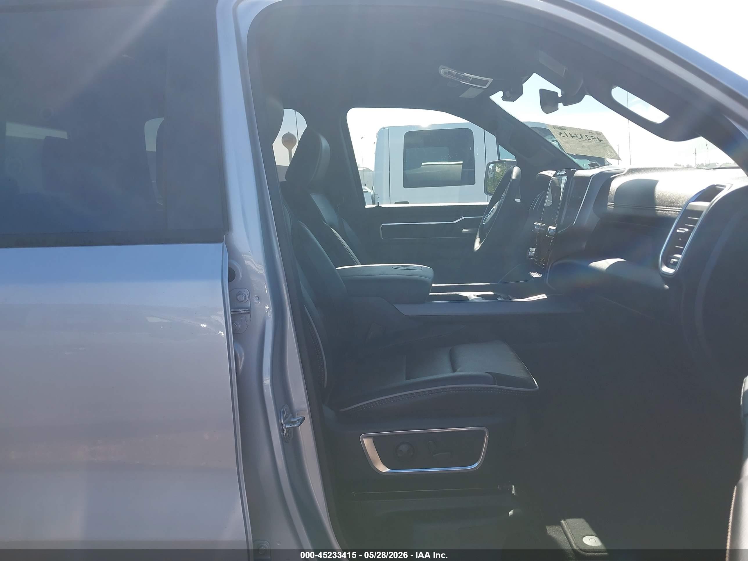 RAM 1500 image 5