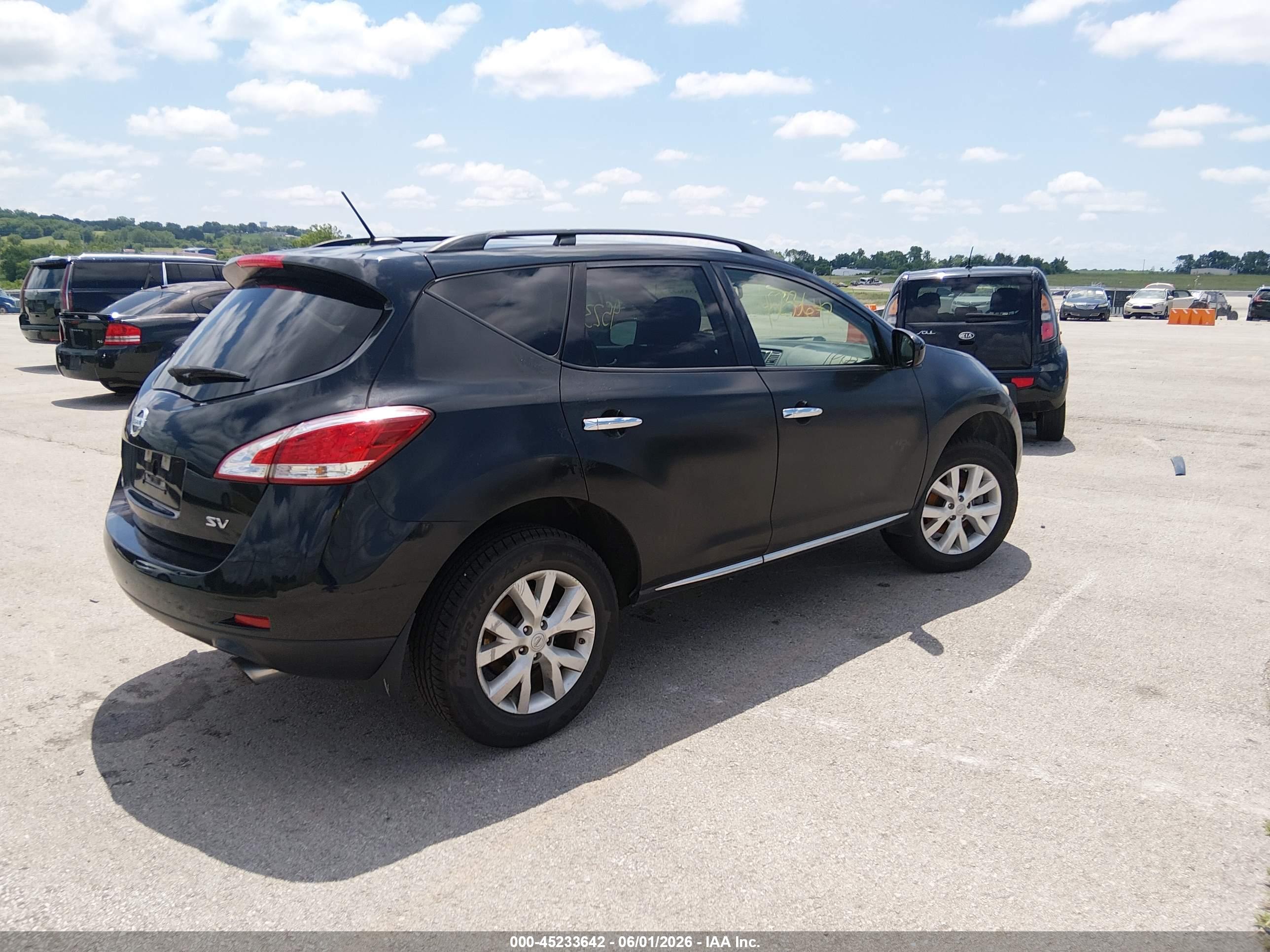 NISSAN MURANO image 4