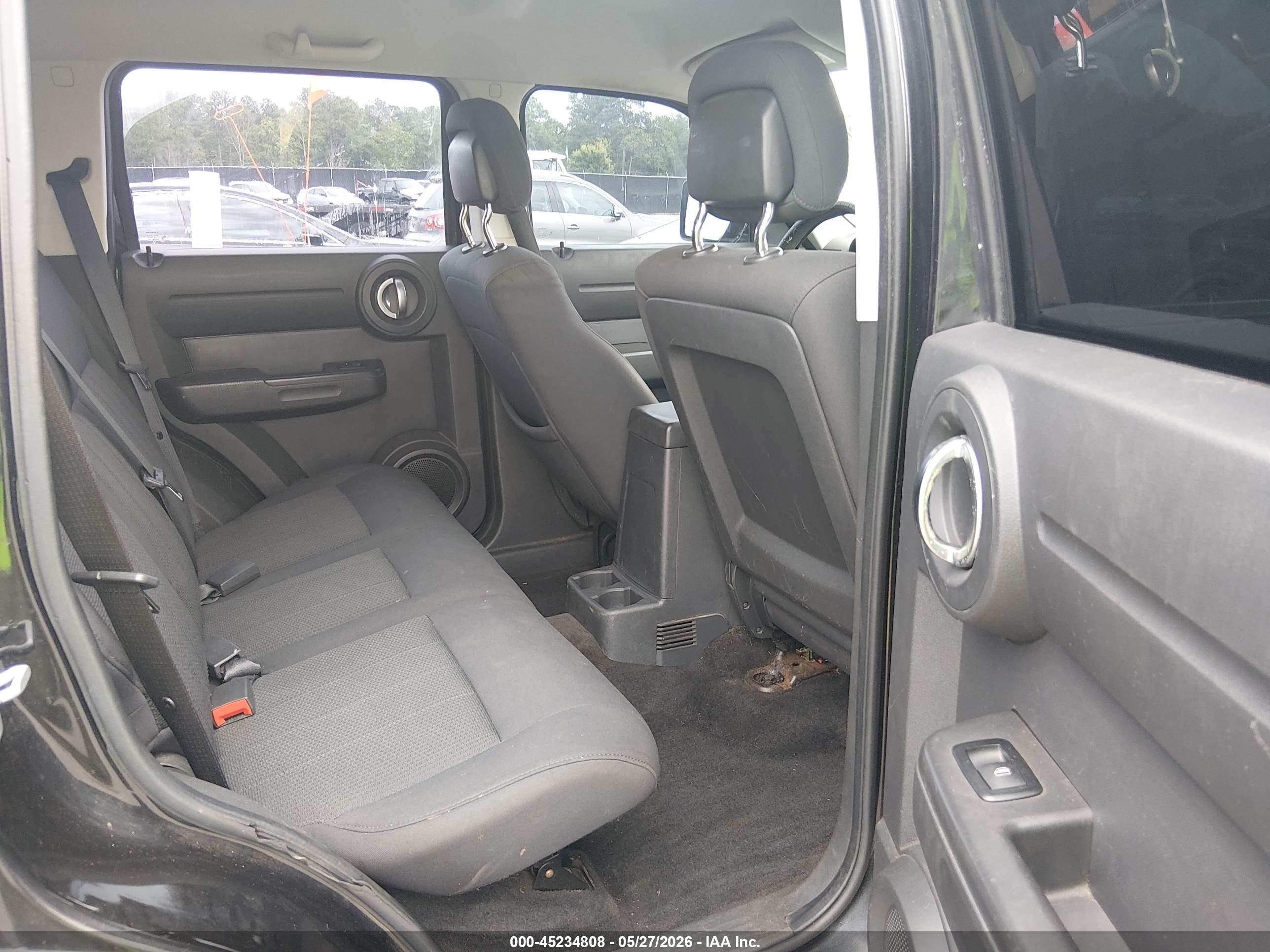 DODGE NITRO image 8