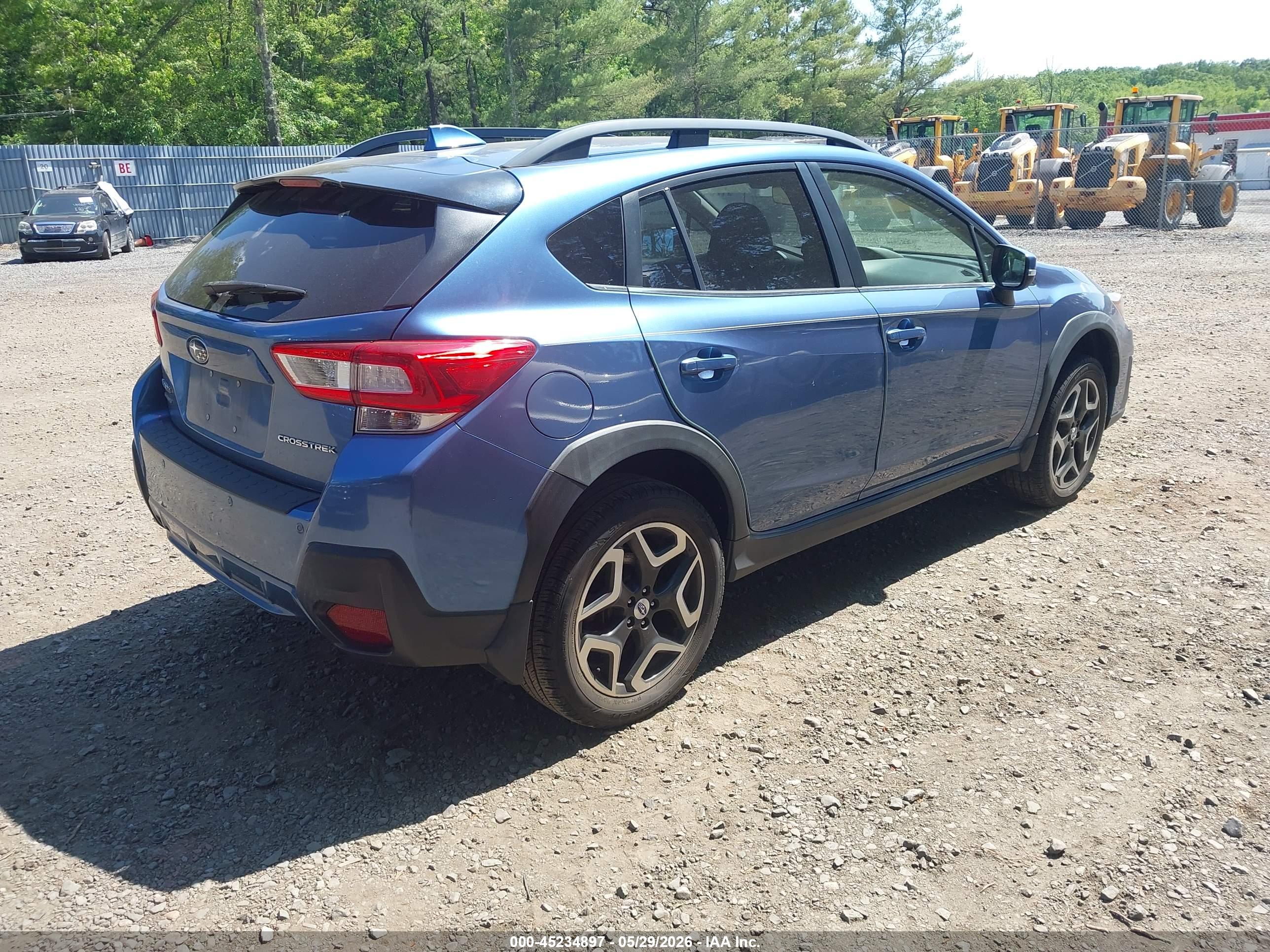 SUBARU CROSSTREK image 4