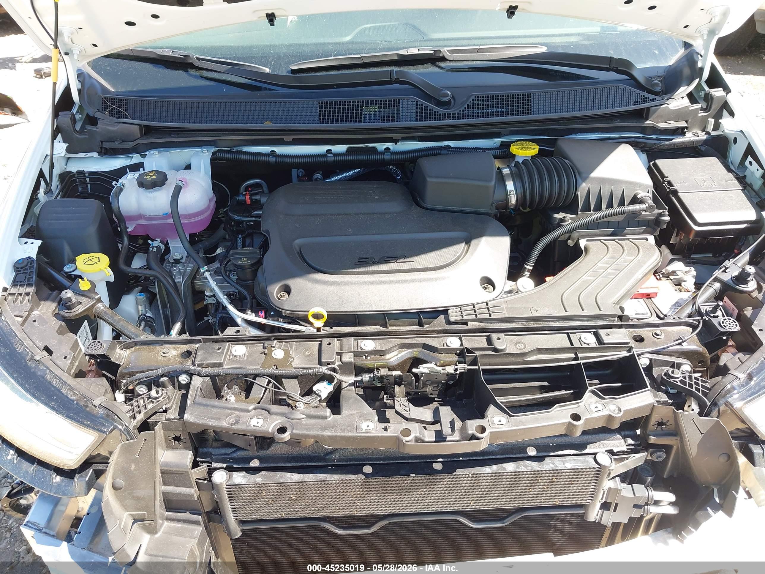 CHRYSLER PACIFICA image 10