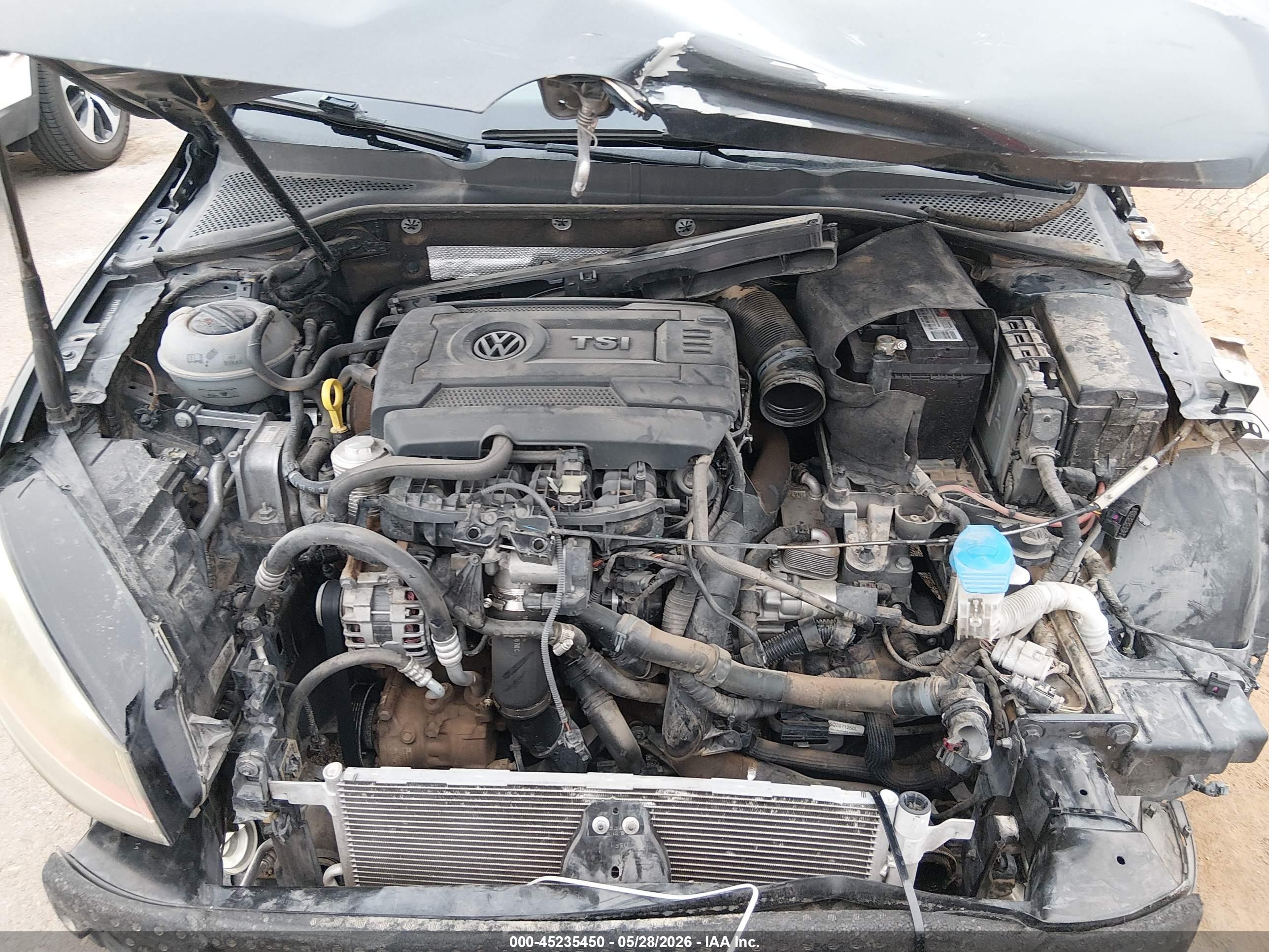 VOLKSWAGEN GOLF image 10