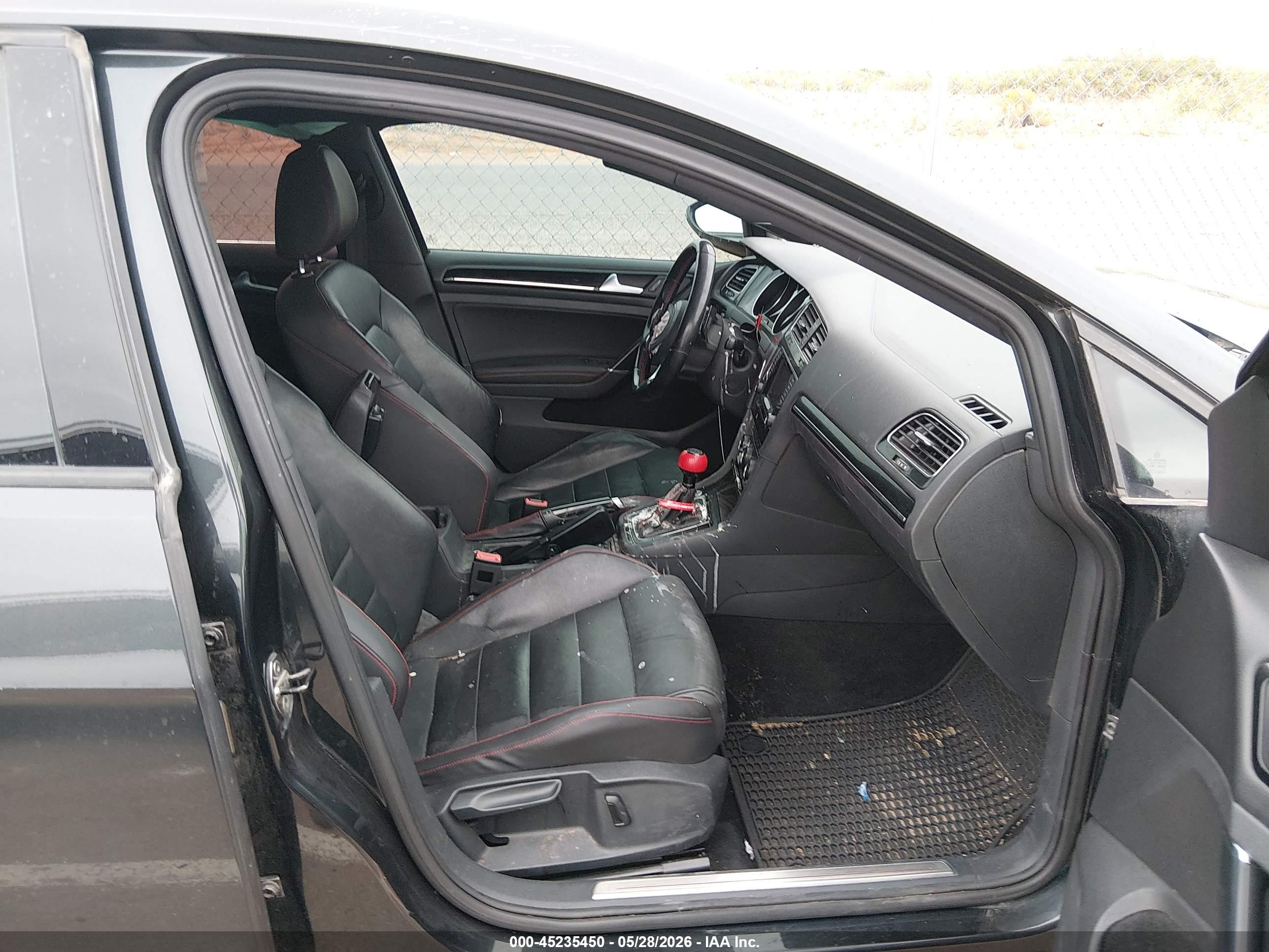 VOLKSWAGEN GOLF image 5