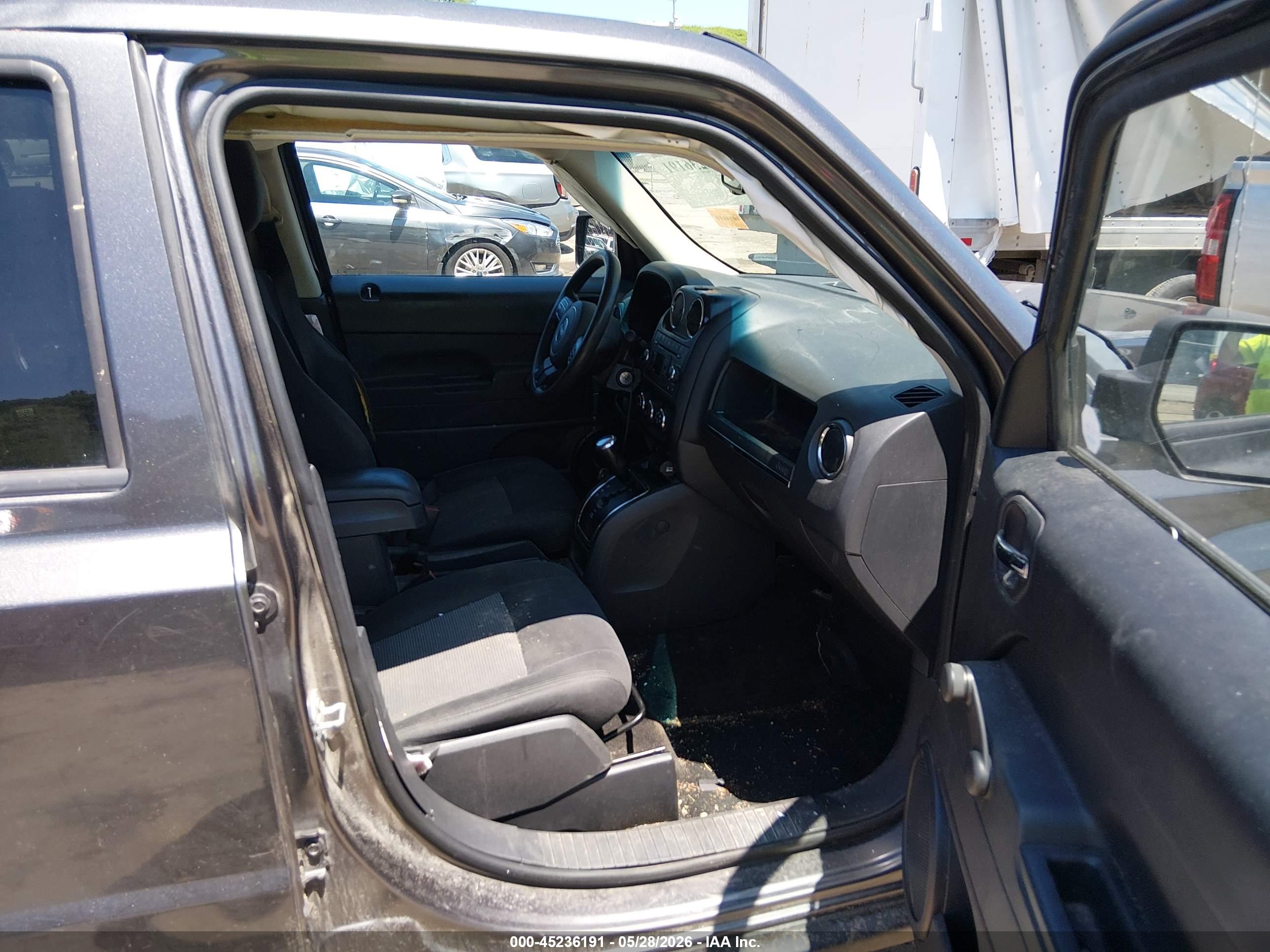 JEEP PATRIOT image 5