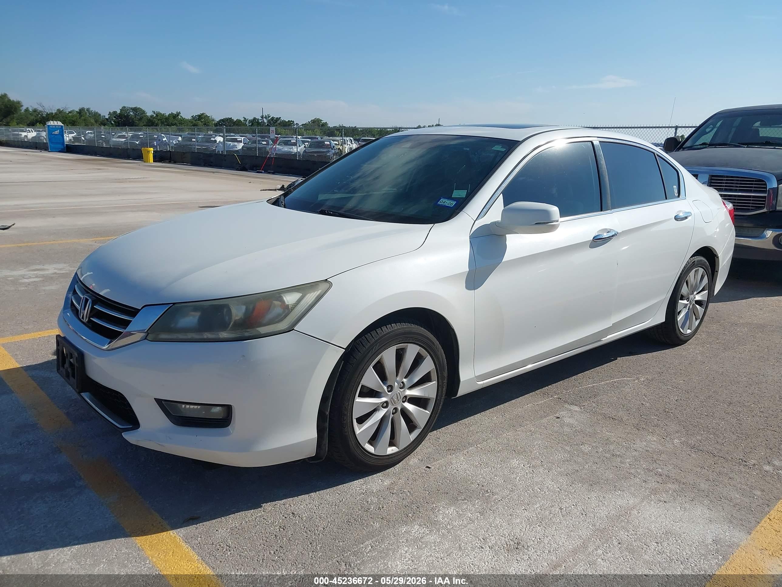 HONDA ACCORD image 2