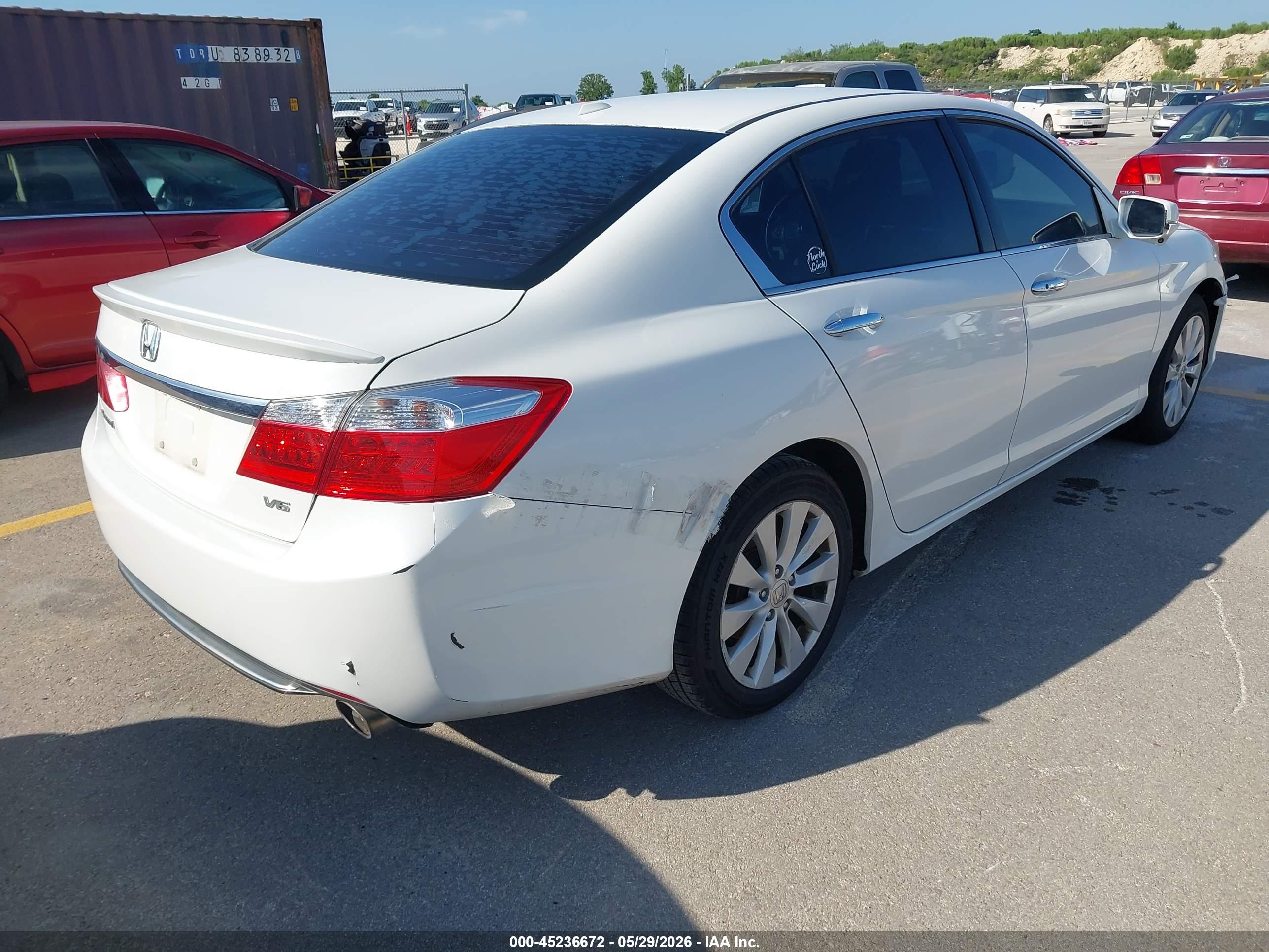 HONDA ACCORD image 4