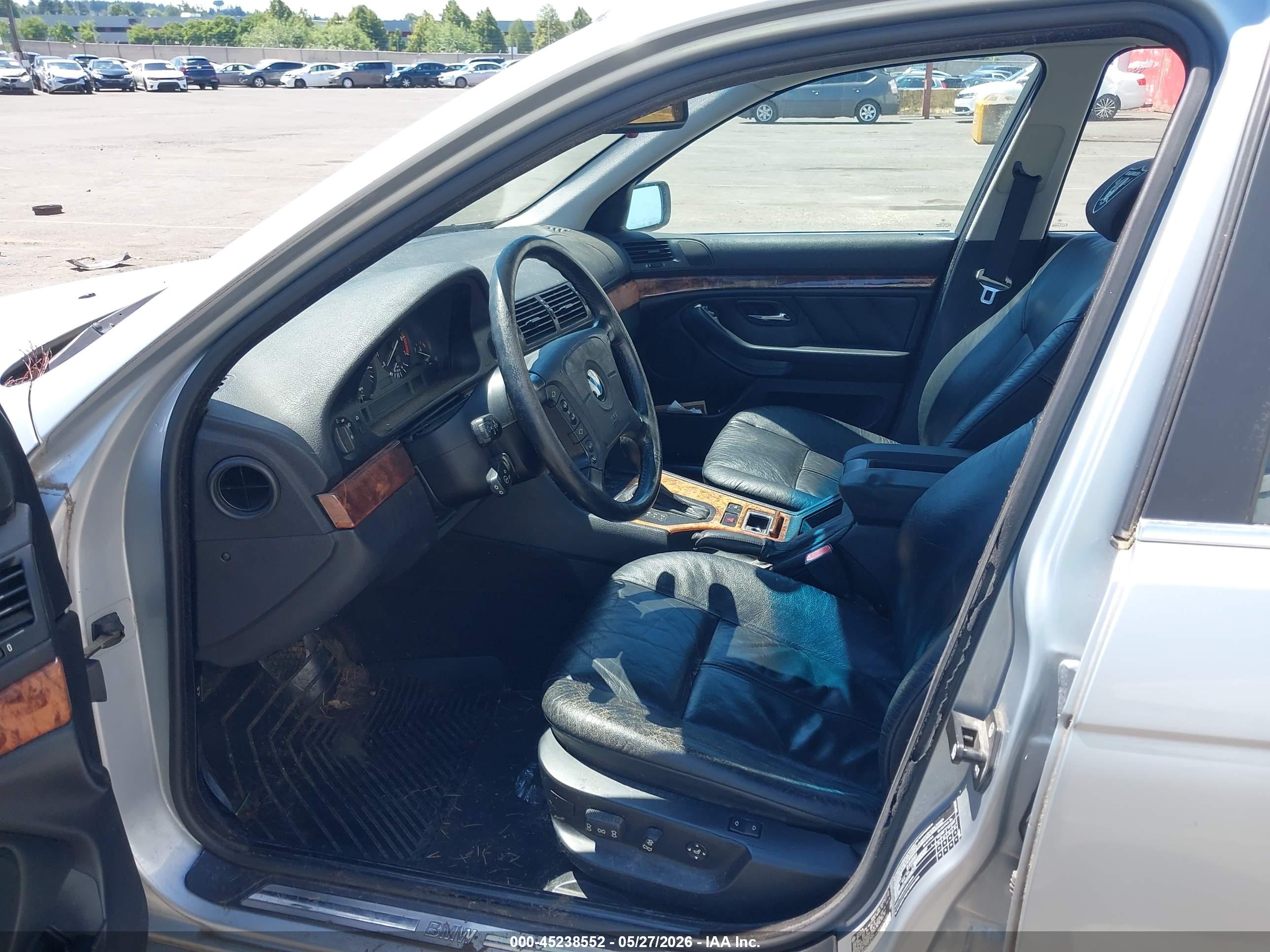 BMW 540IA image 5