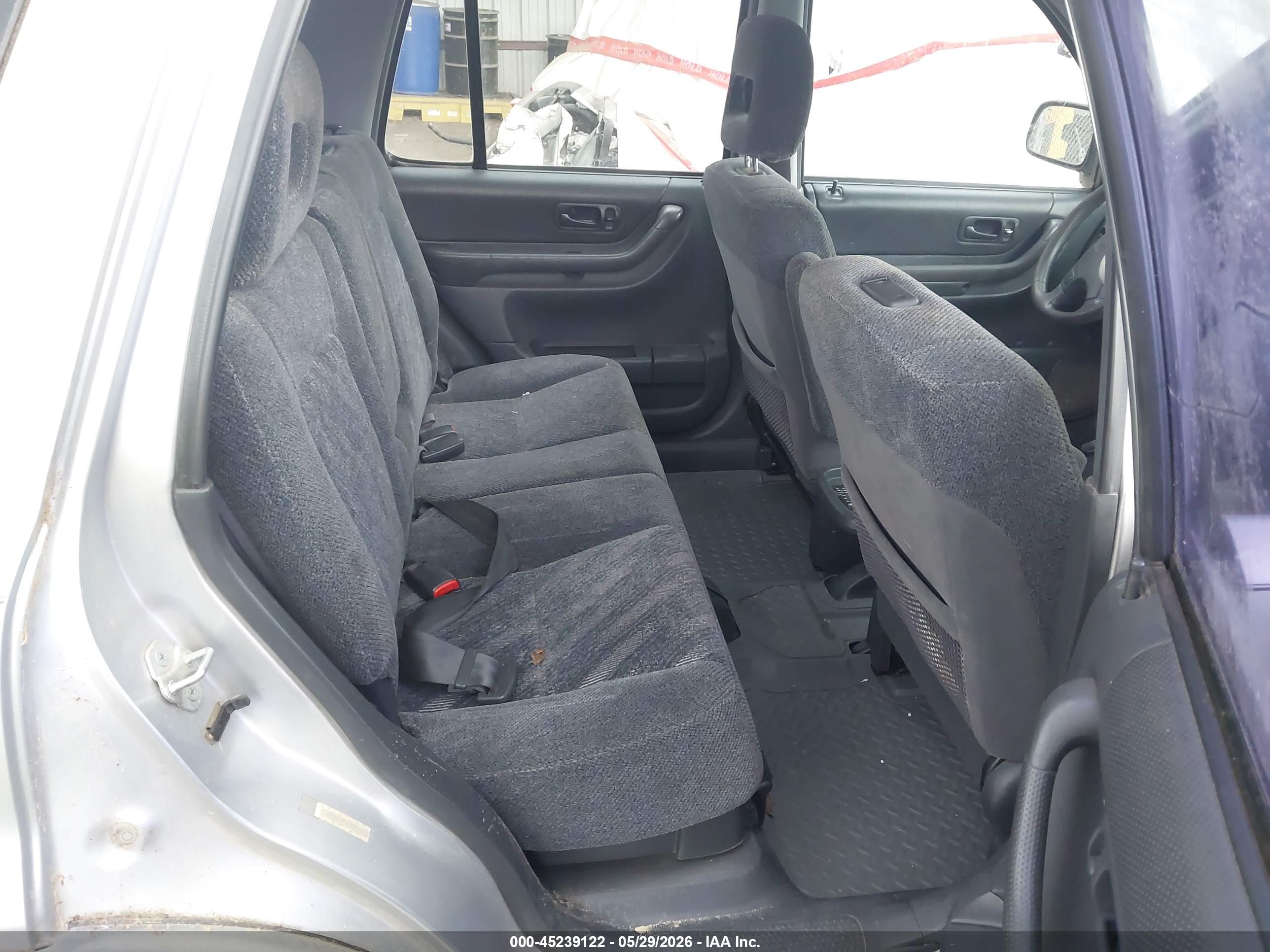 HONDA CR-V image 8