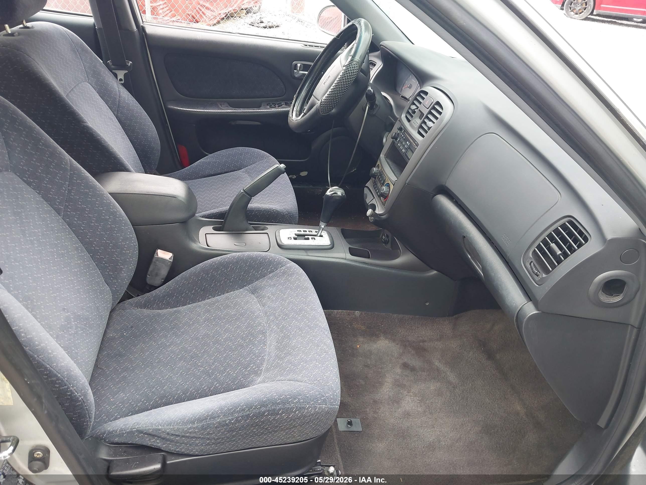 HYUNDAI SONATA image 5