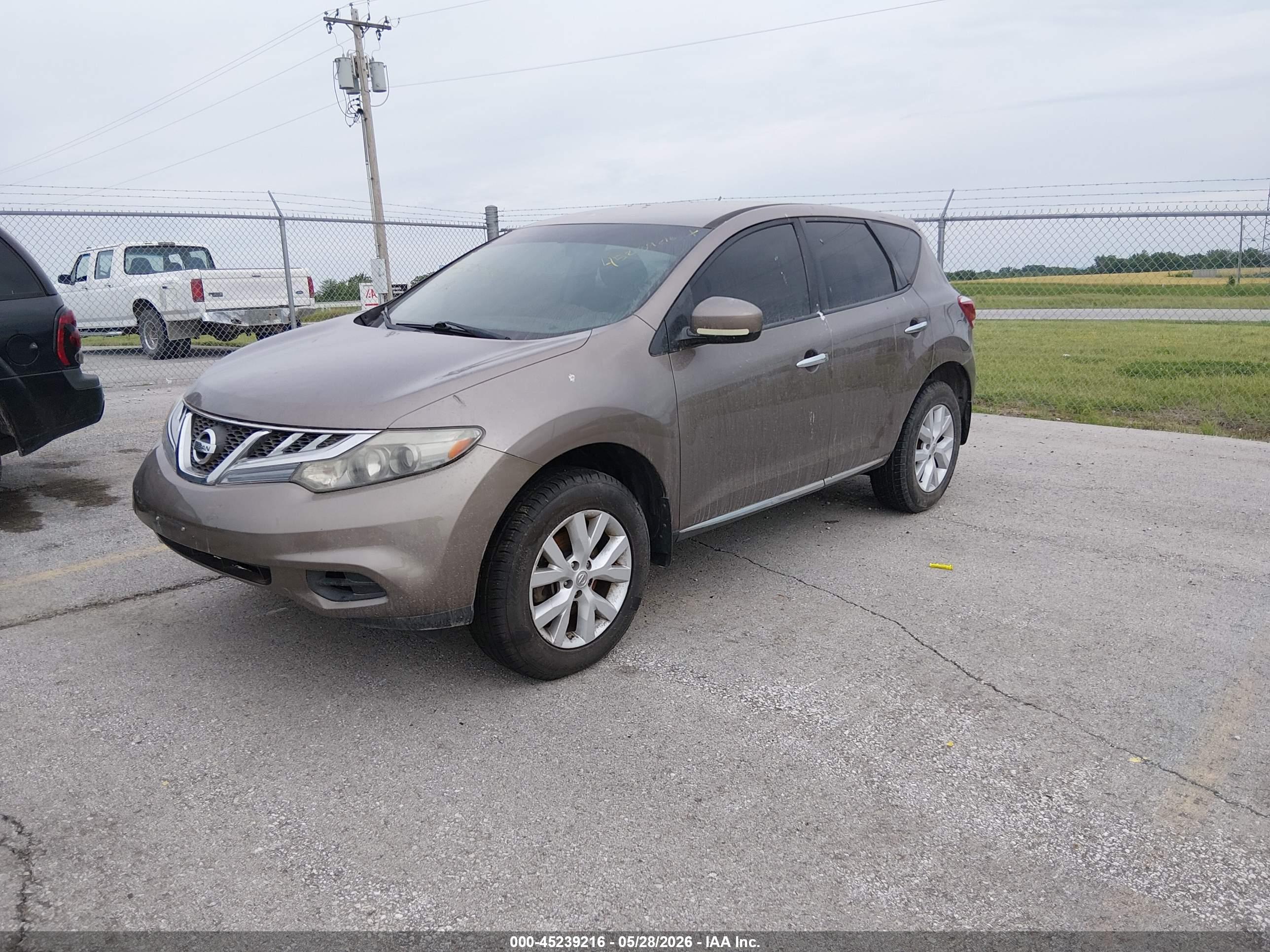 NISSAN MURANO image 2