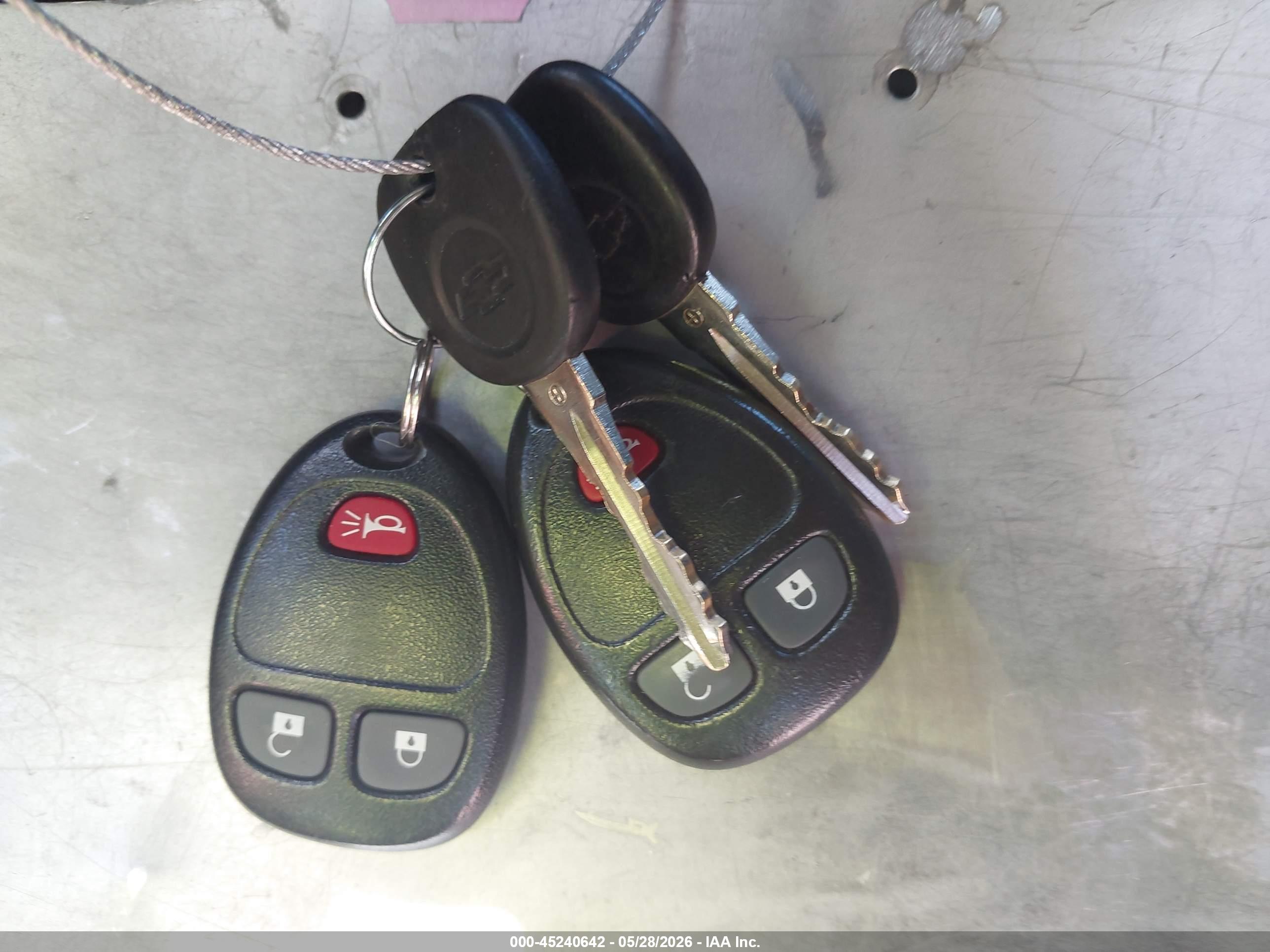 CHEVROLET HHR image 11