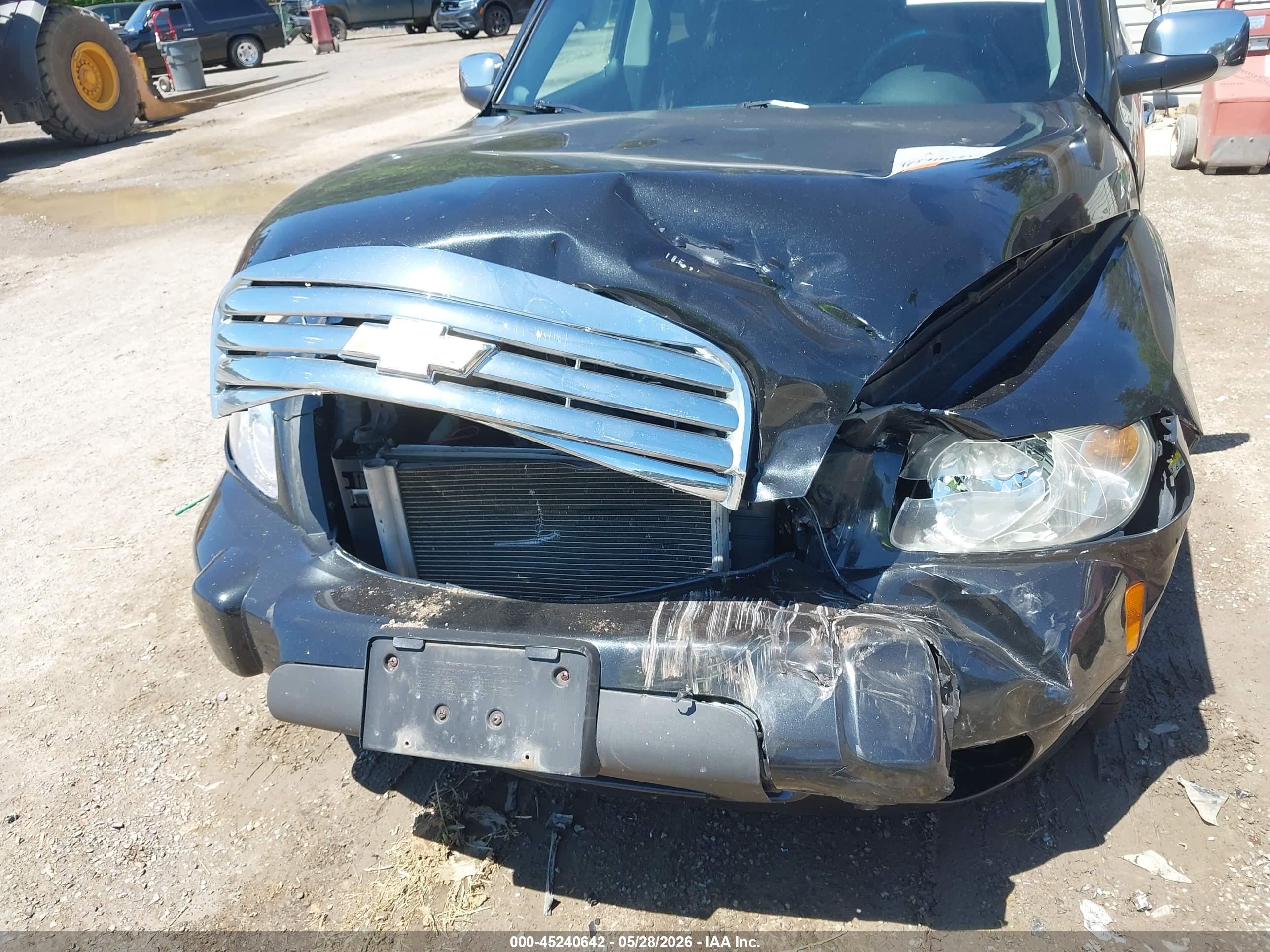 CHEVROLET HHR image 6