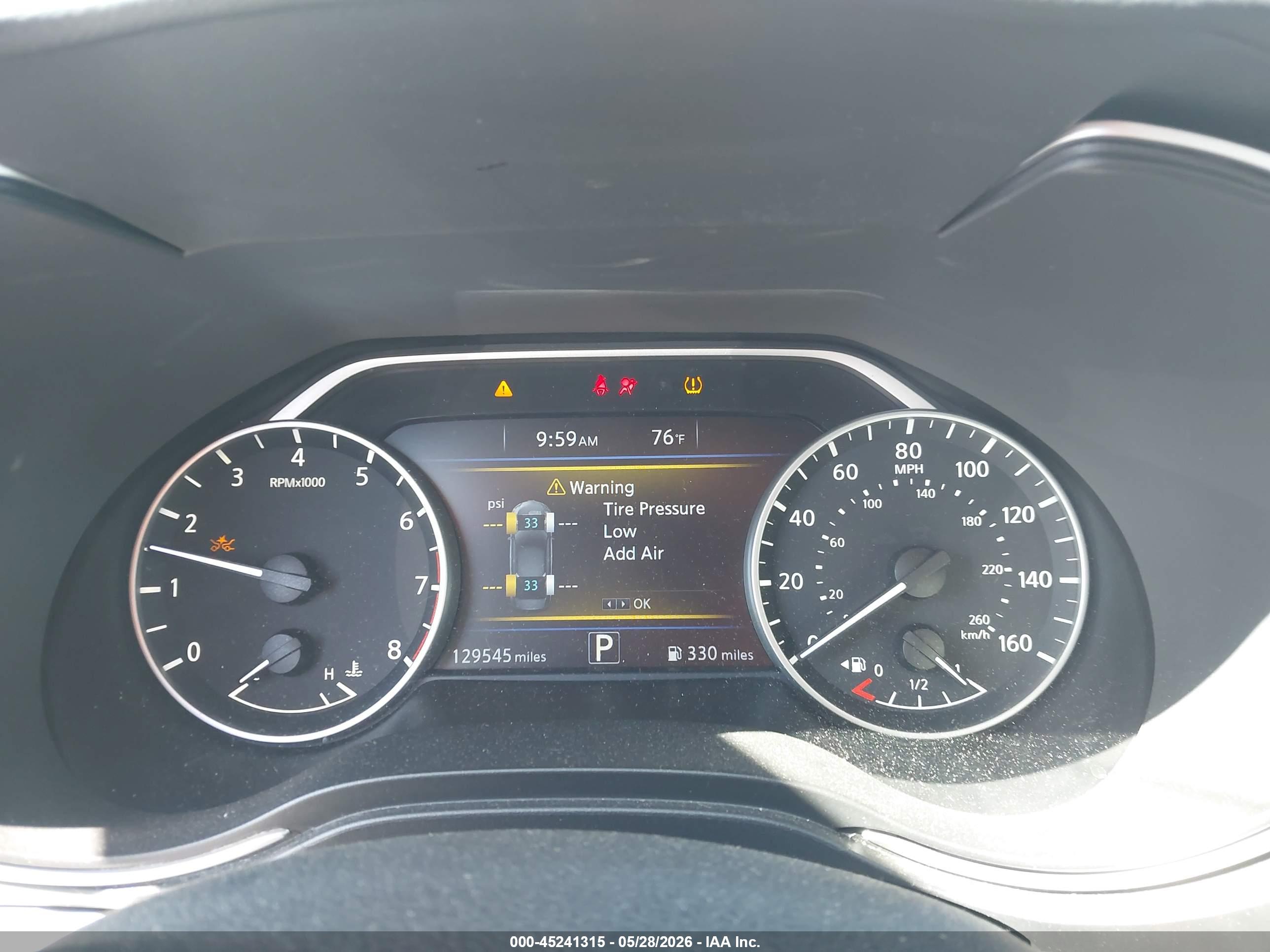NISSAN MAXIMA image 7