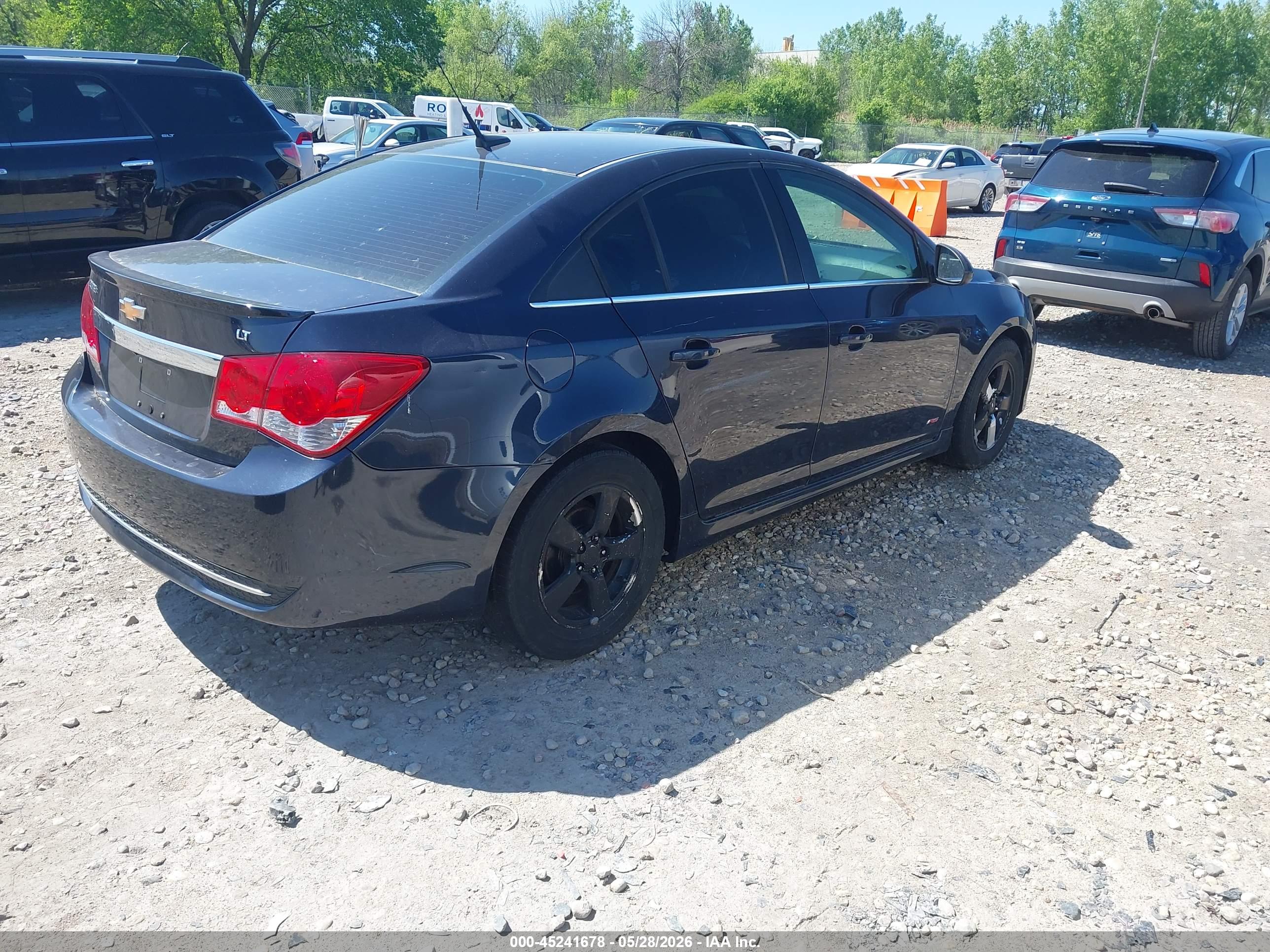 CHEVROLET CRUZE image 4