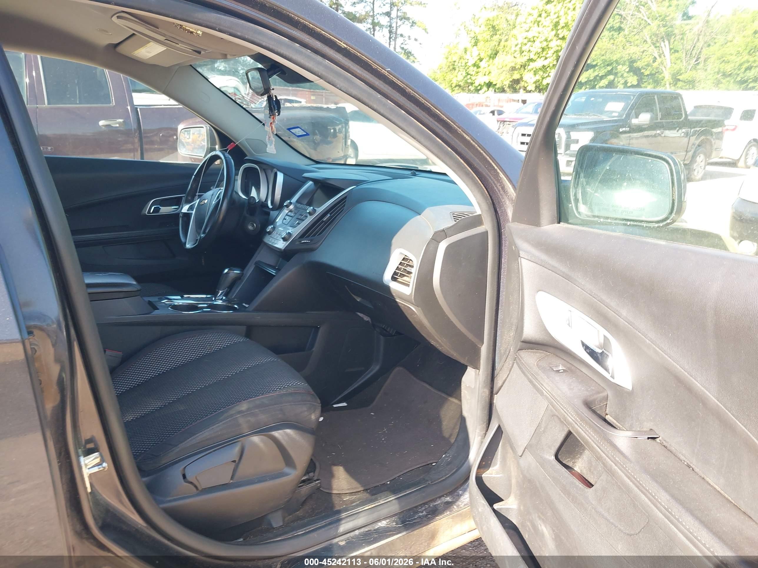 CHEVROLET EQUINOX image 5