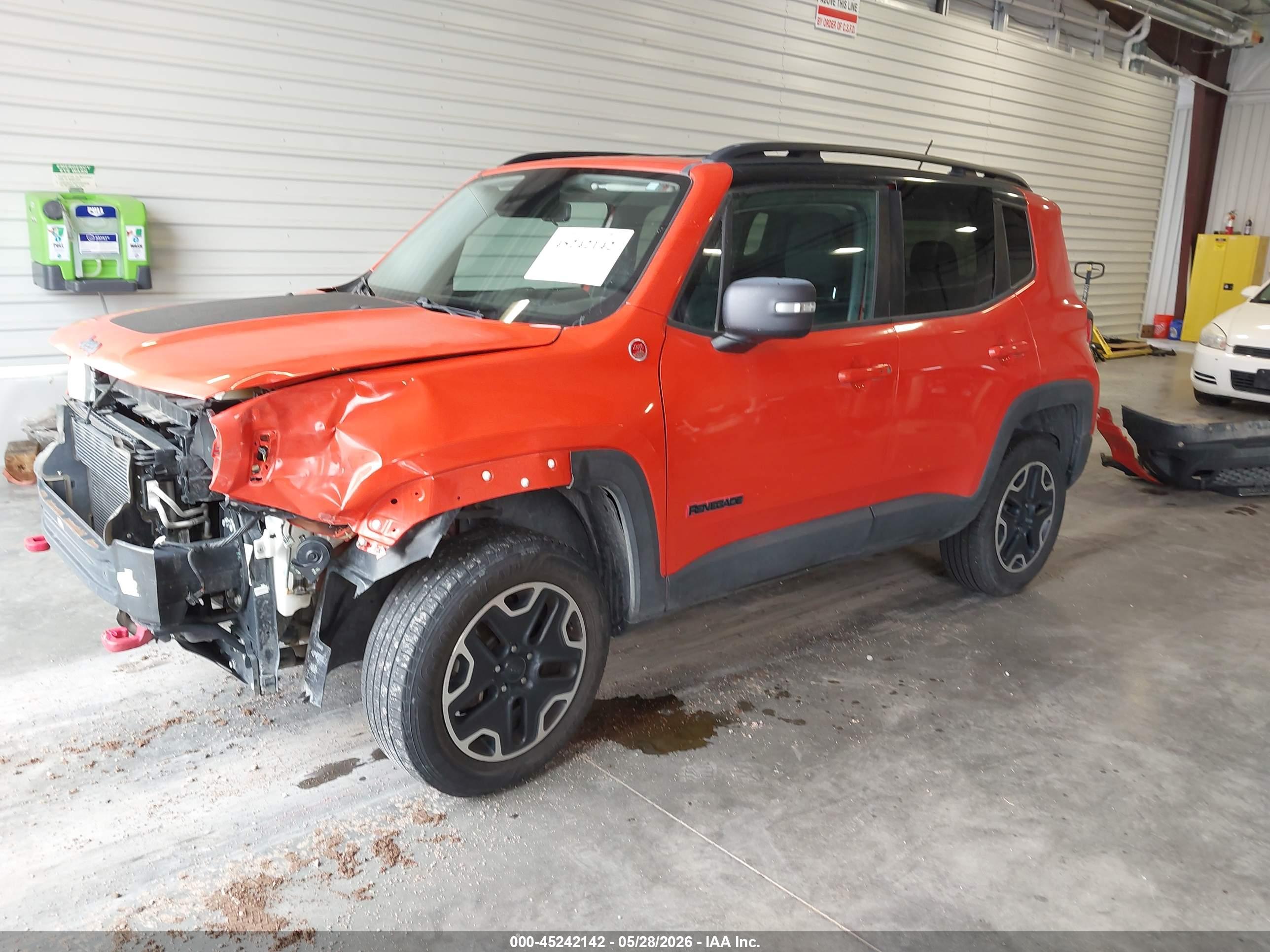 JEEP RENEGADE image 2