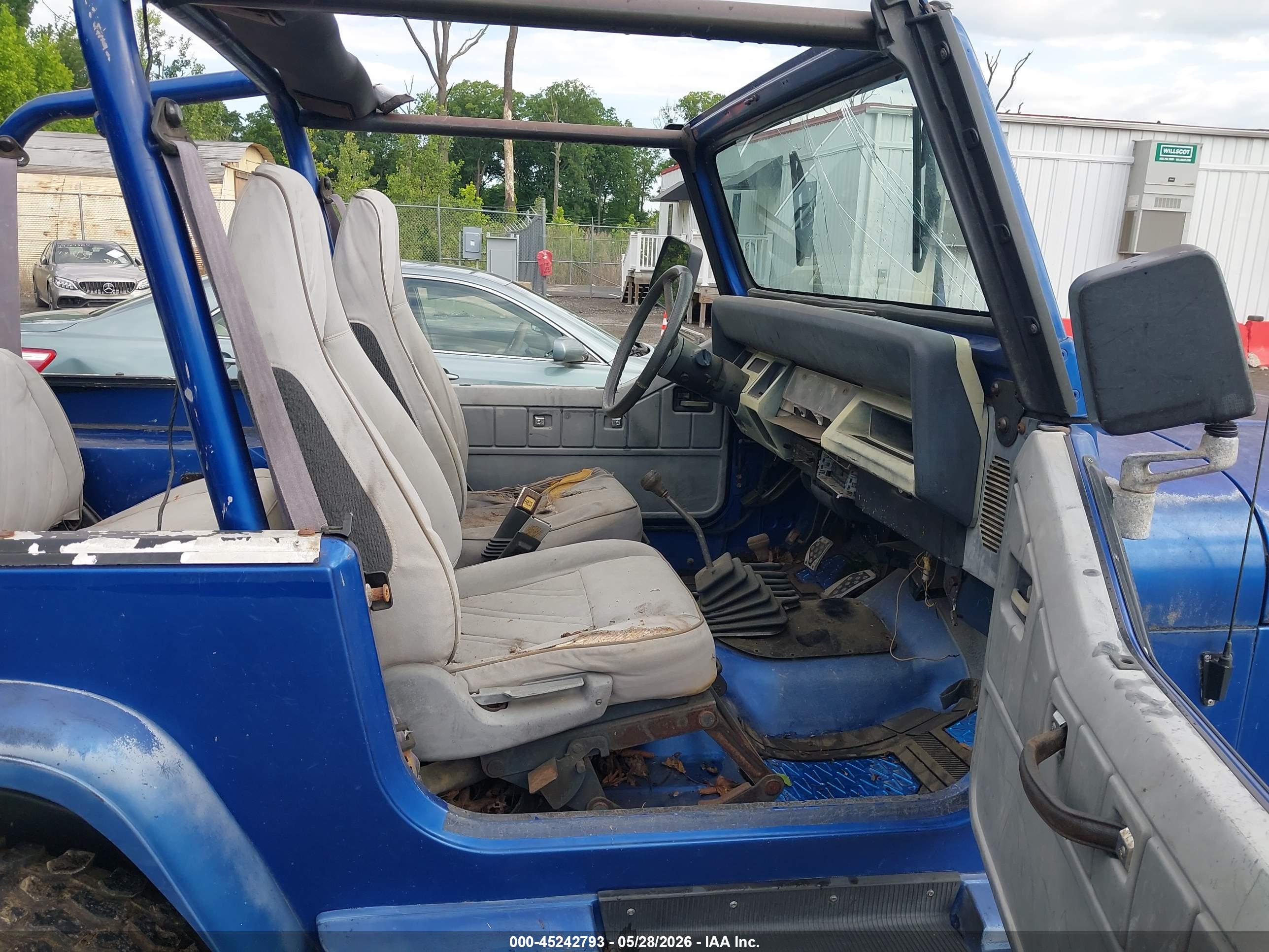 JEEP WRANGLER image 5