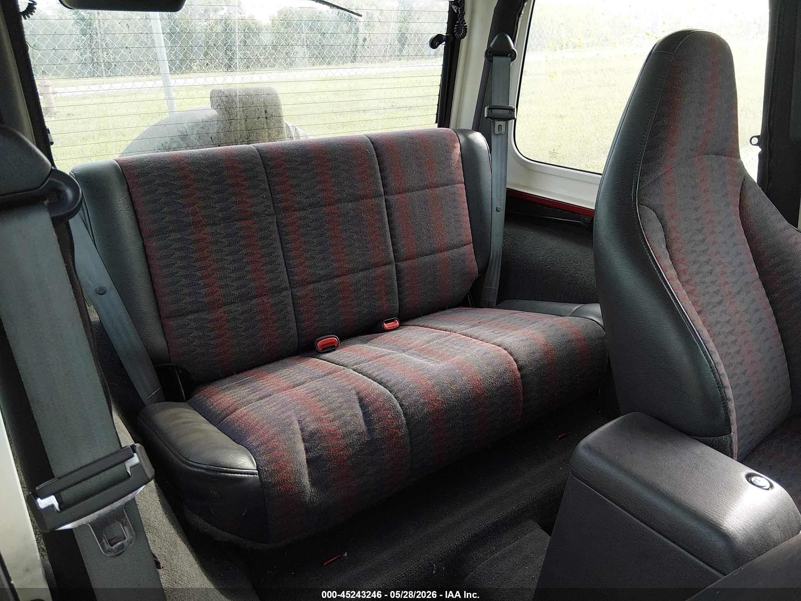 JEEP WRANGLER image 8