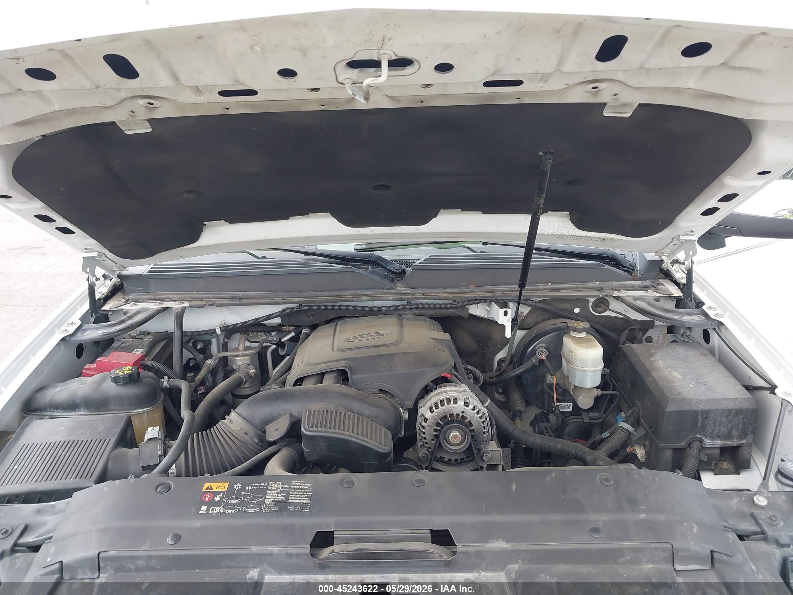 CHEVROLET TAHOE image 10