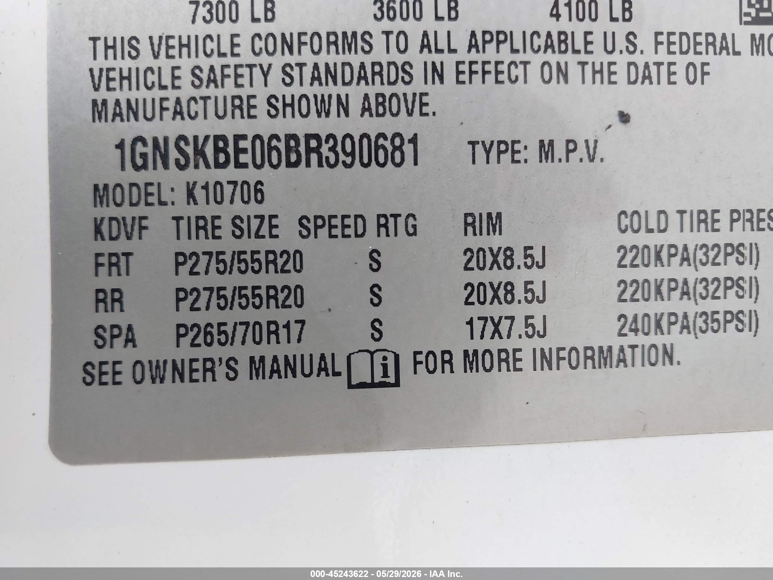 CHEVROLET TAHOE image 9