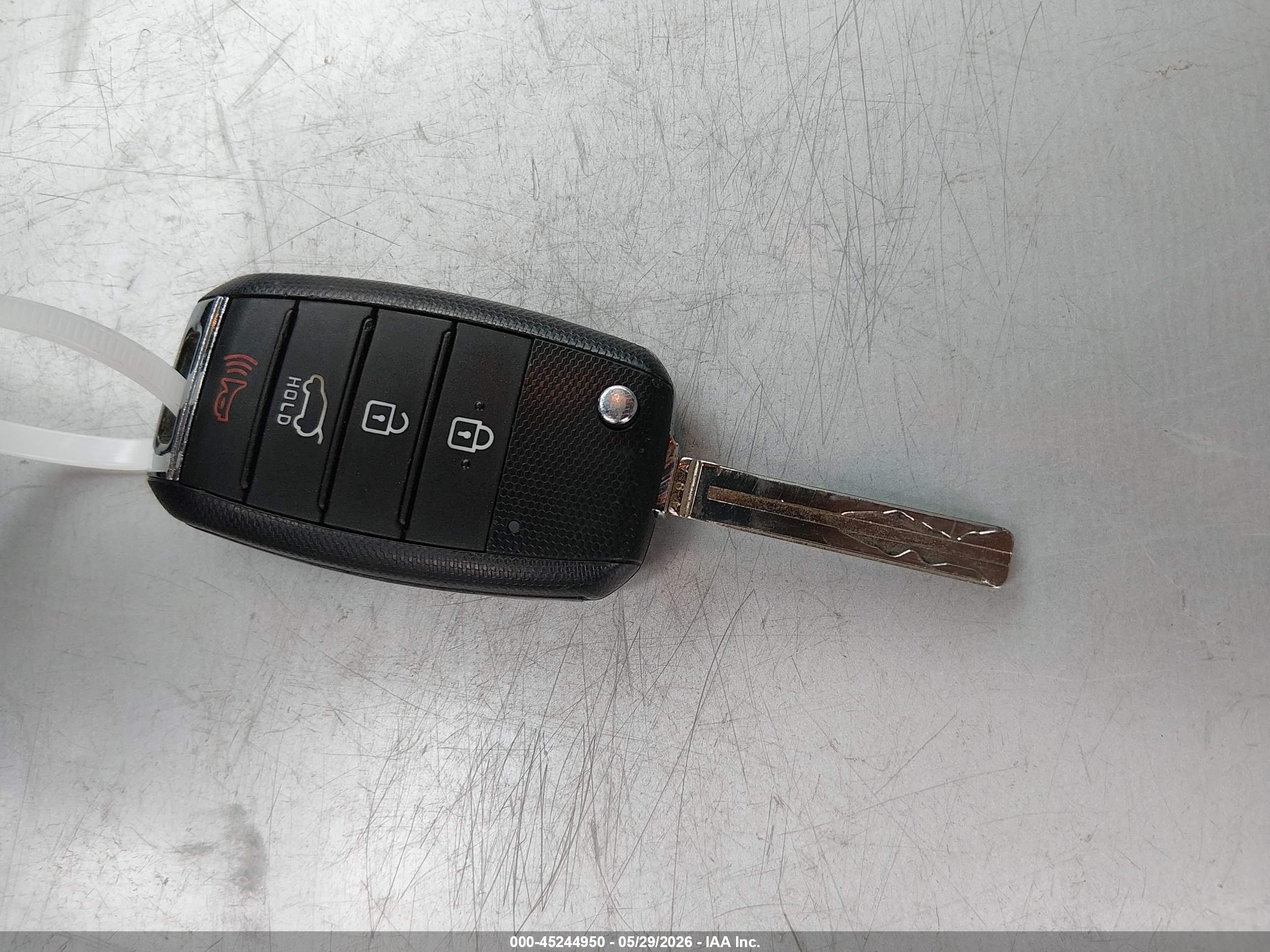 KIA SPORTAGE image 11