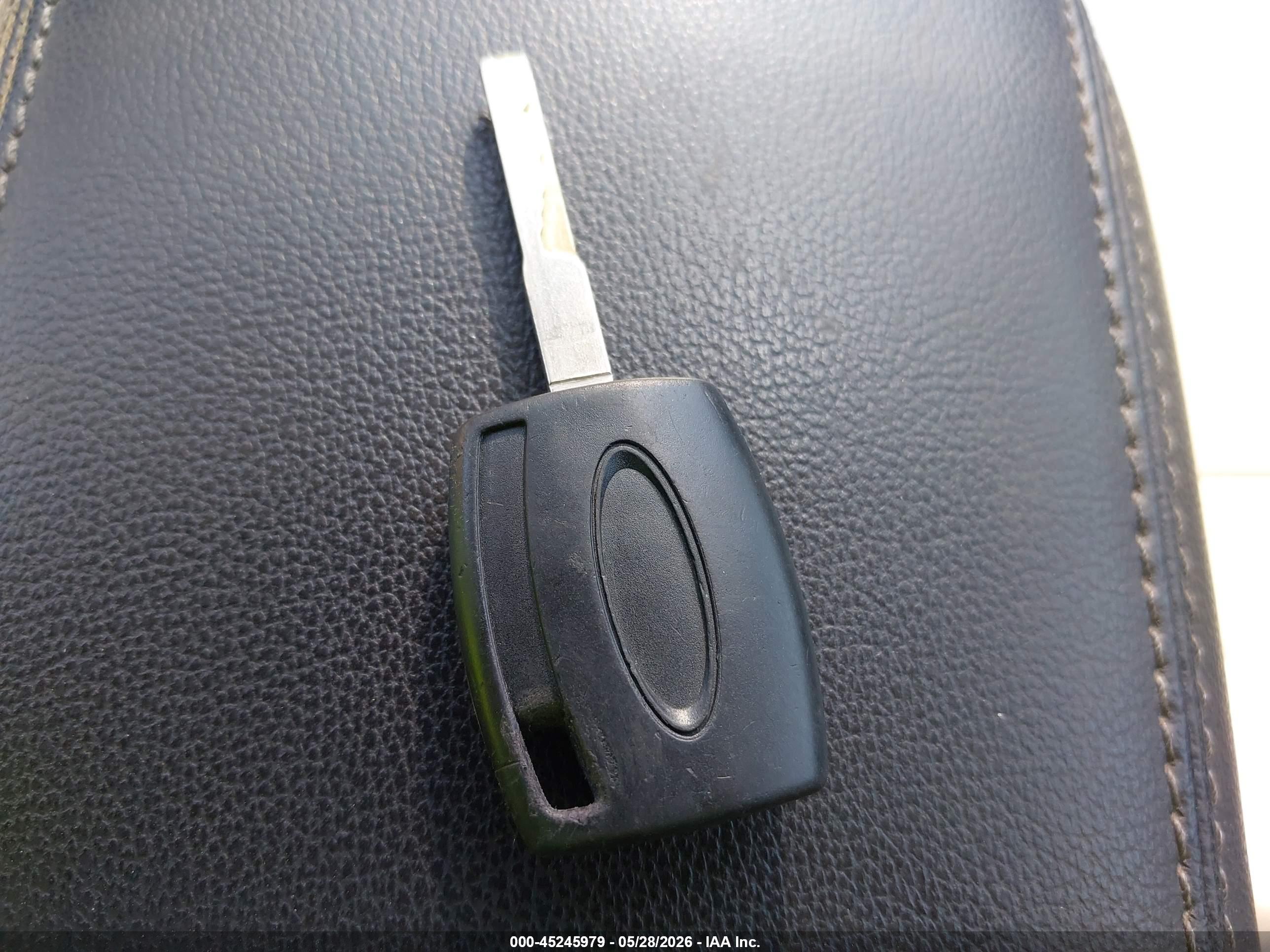FORD ESCAPE image 11