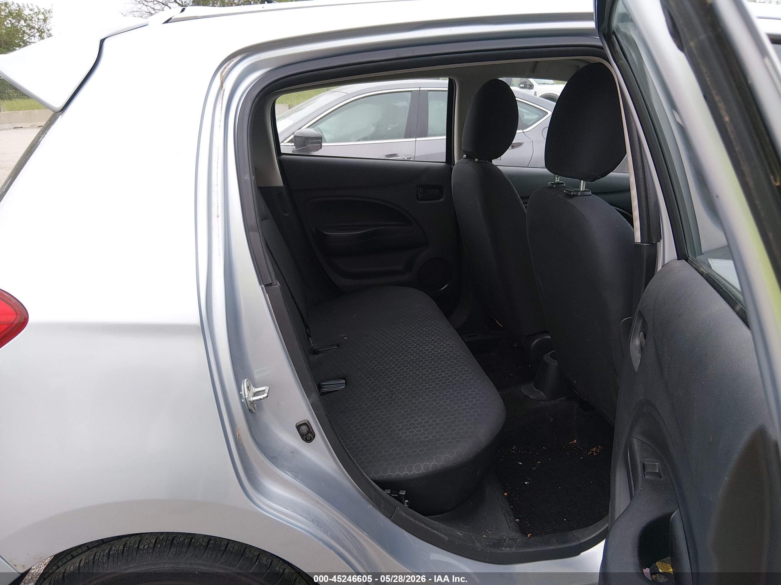 MITSUBISHI MIRAGE image 8