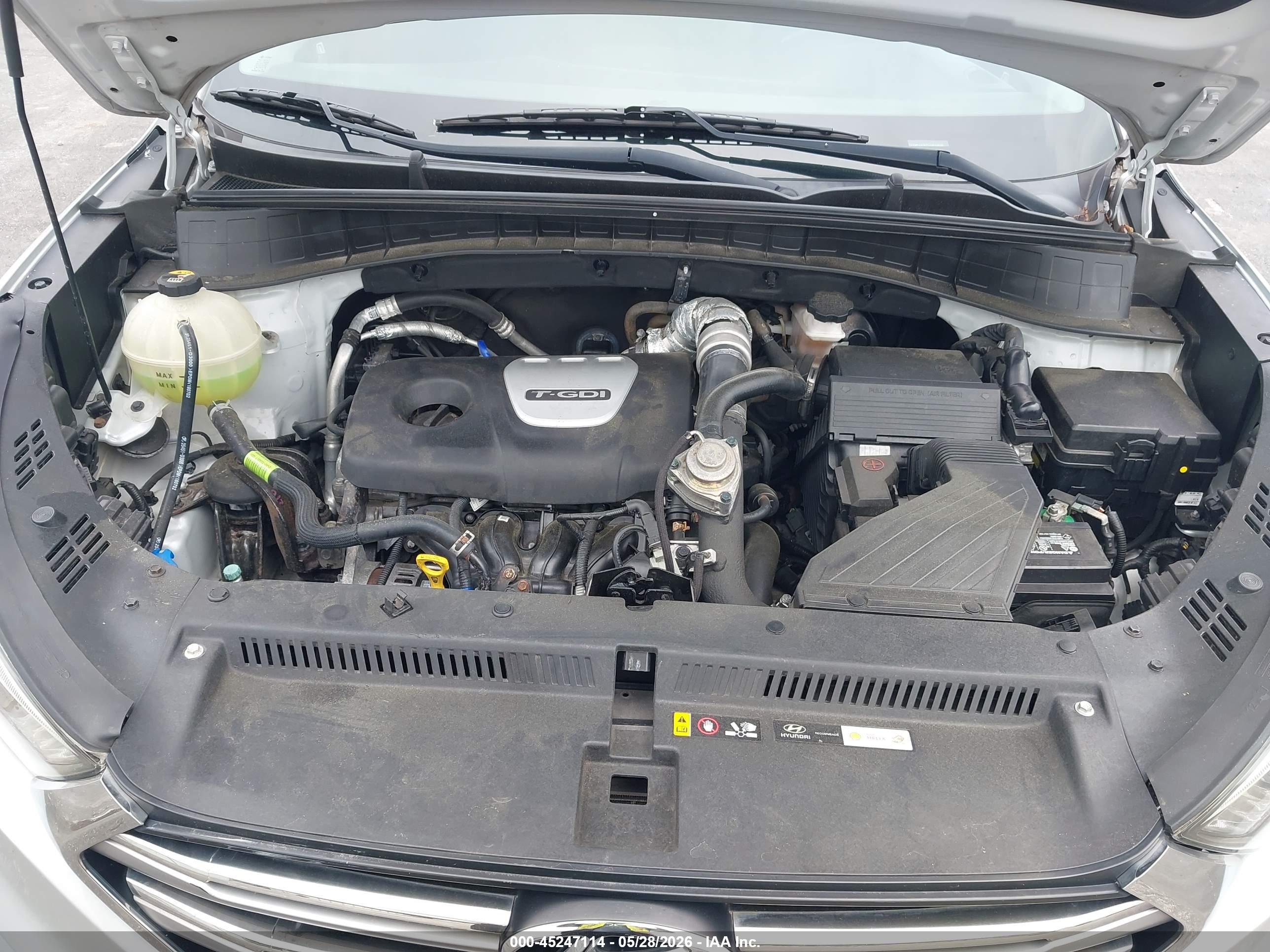 HYUNDAI TUCSON image 10