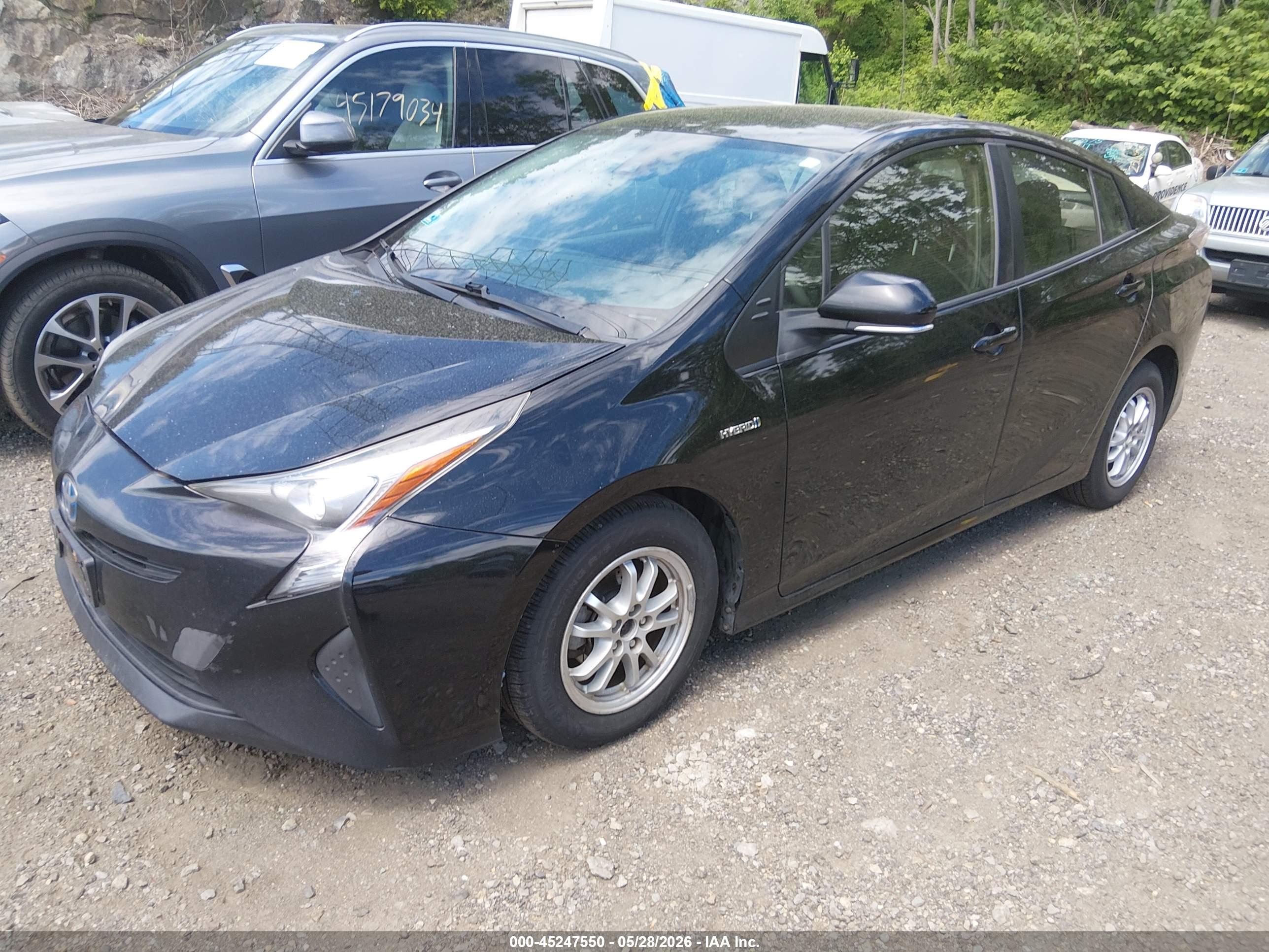 TOYOTA PRIUS image 2