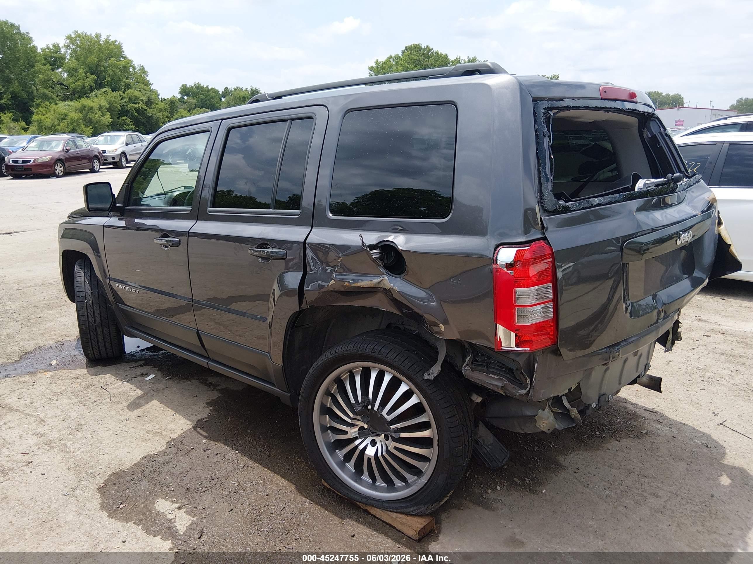 JEEP PATRIOT image 3