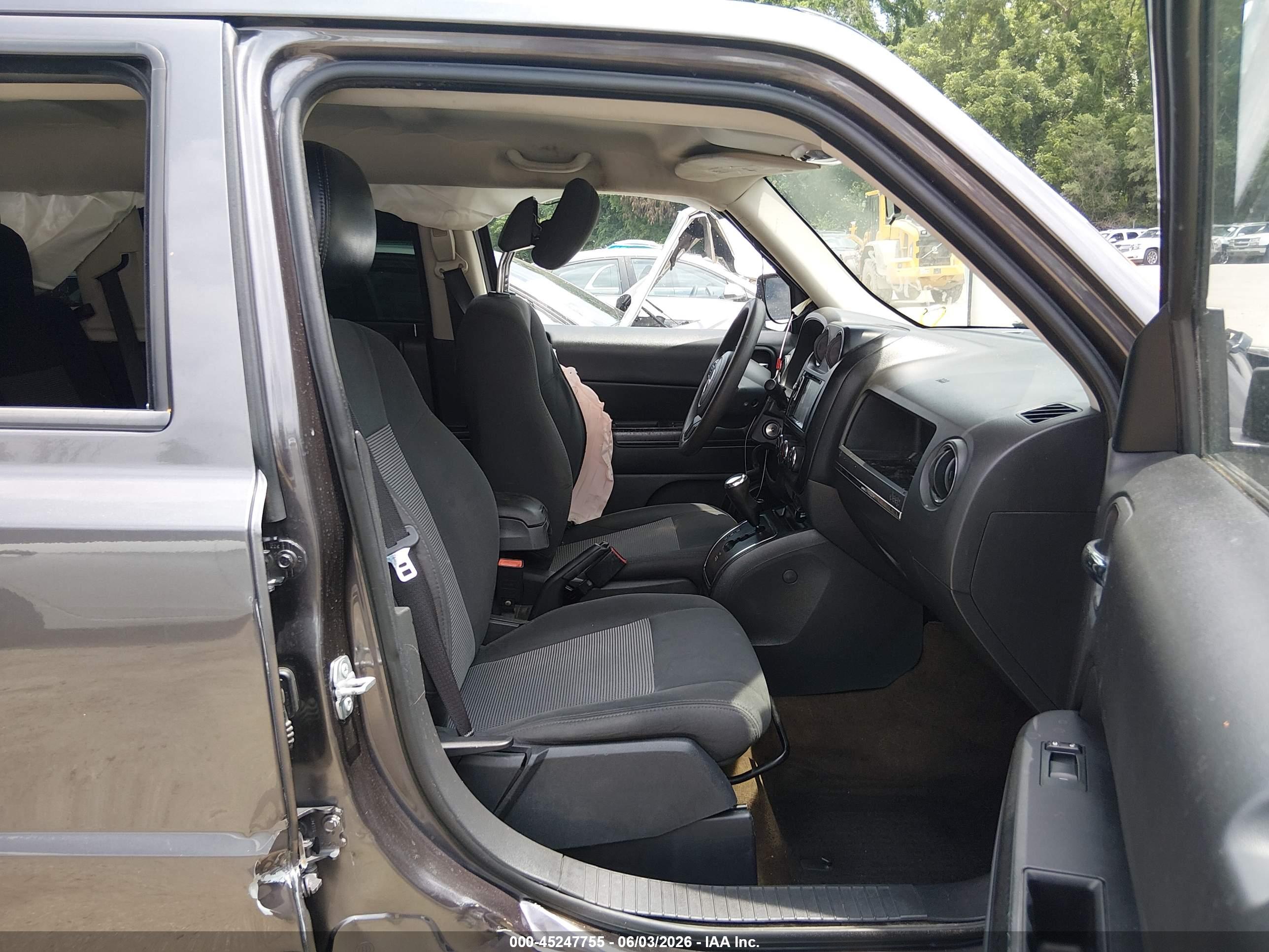 JEEP PATRIOT image 5