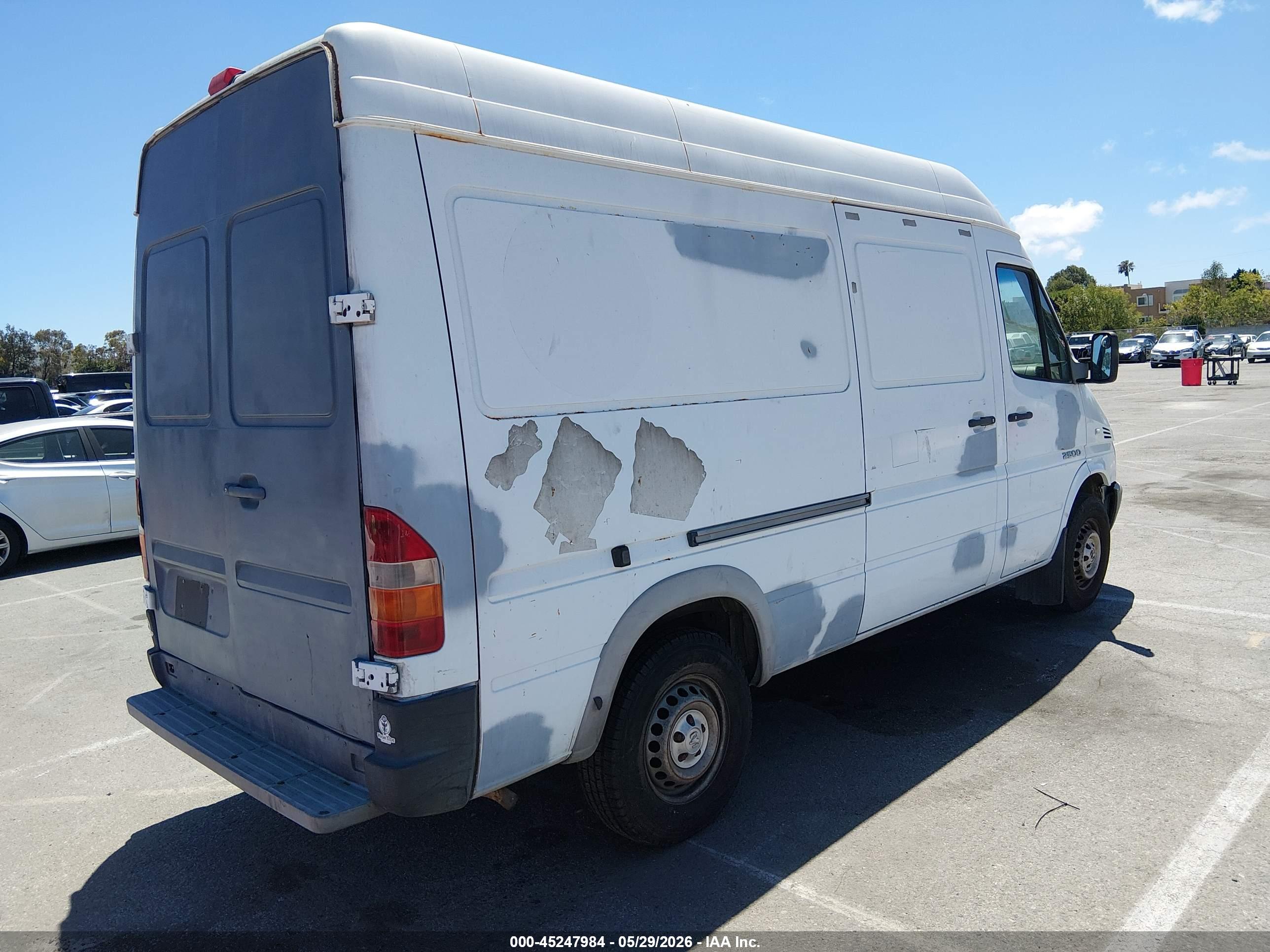 DODGE SPRINTER image 4