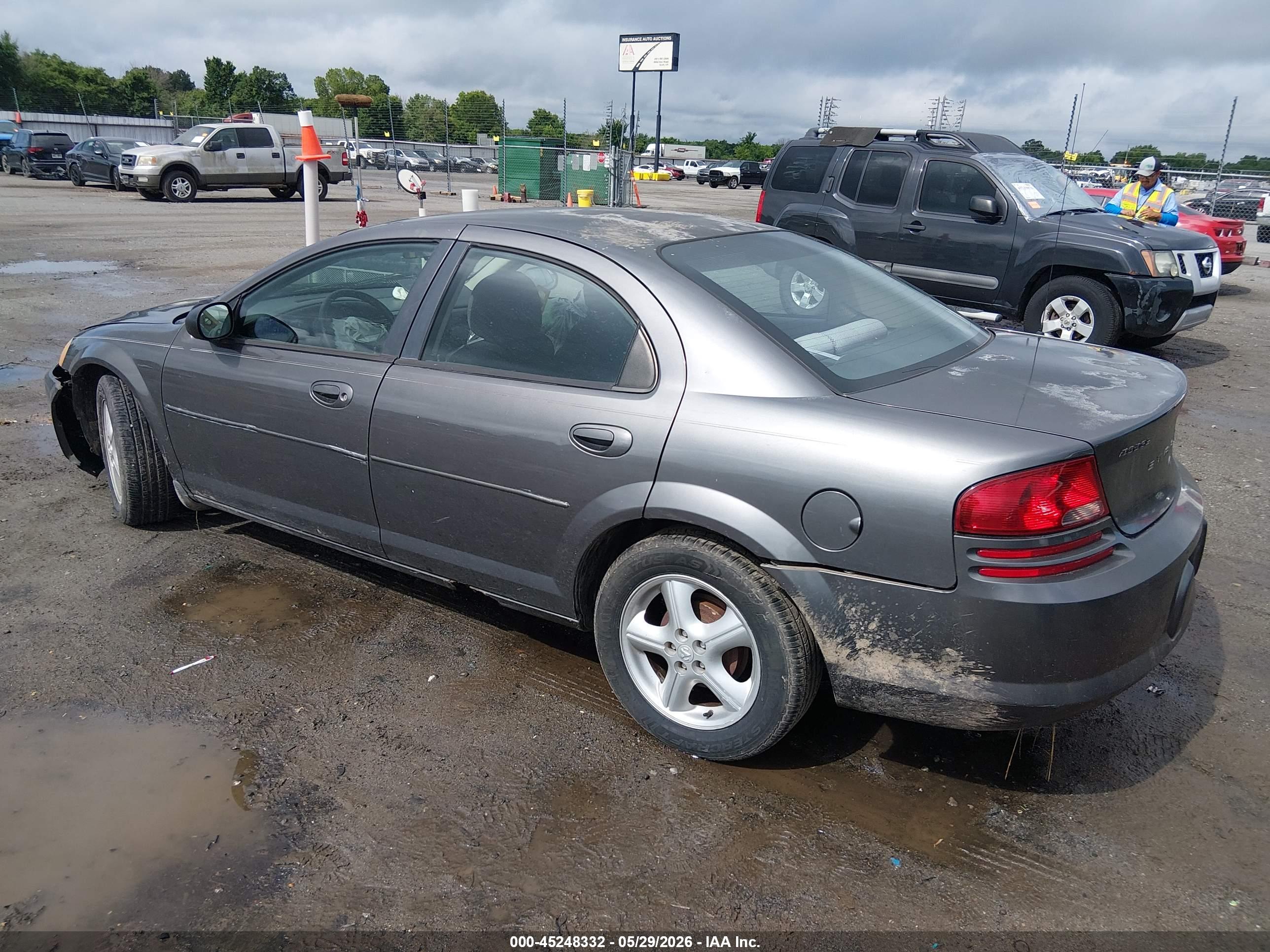 DODGE STRATUS image 3