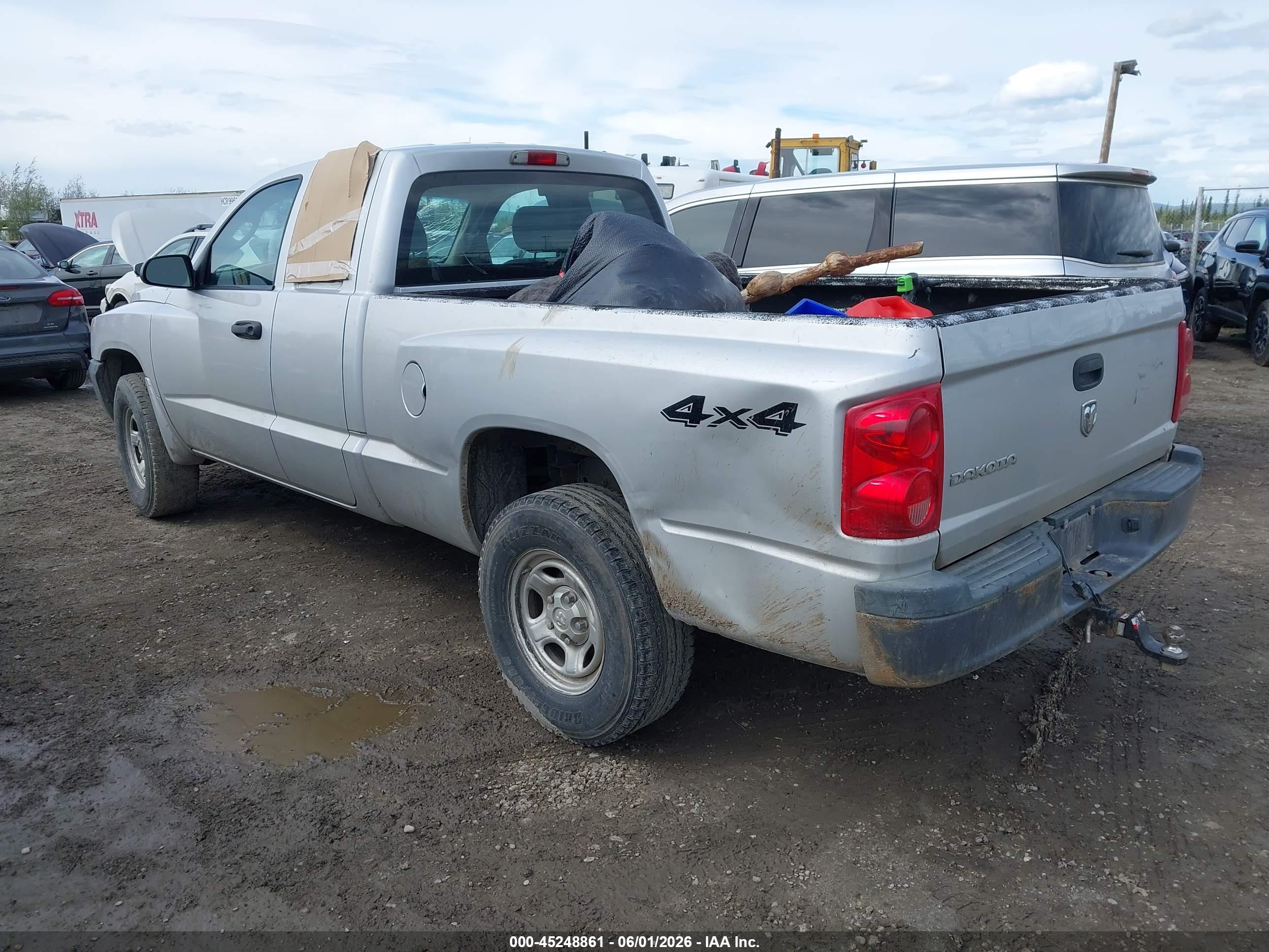 DODGE DAKOTA image 3