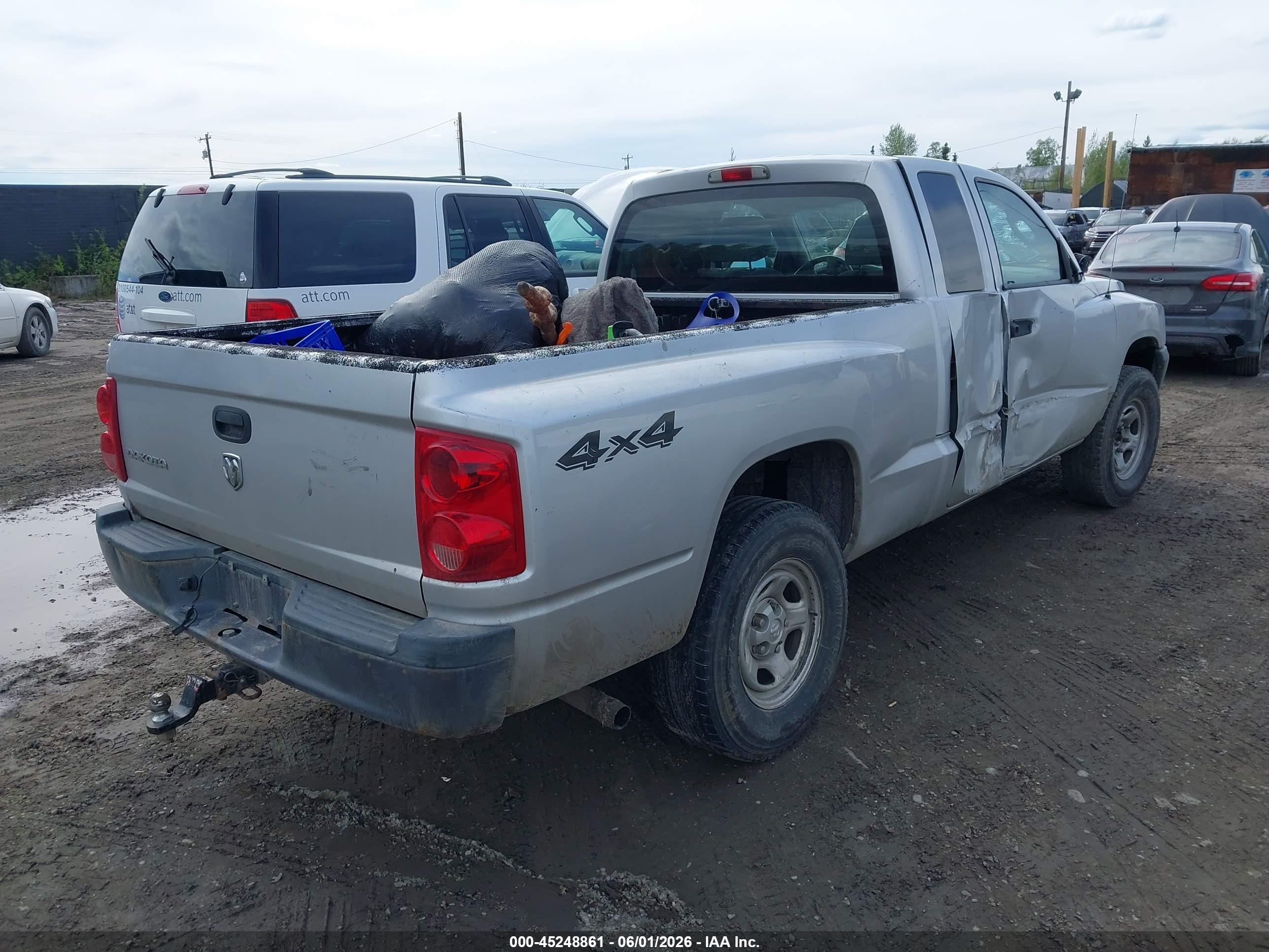 DODGE DAKOTA image 4