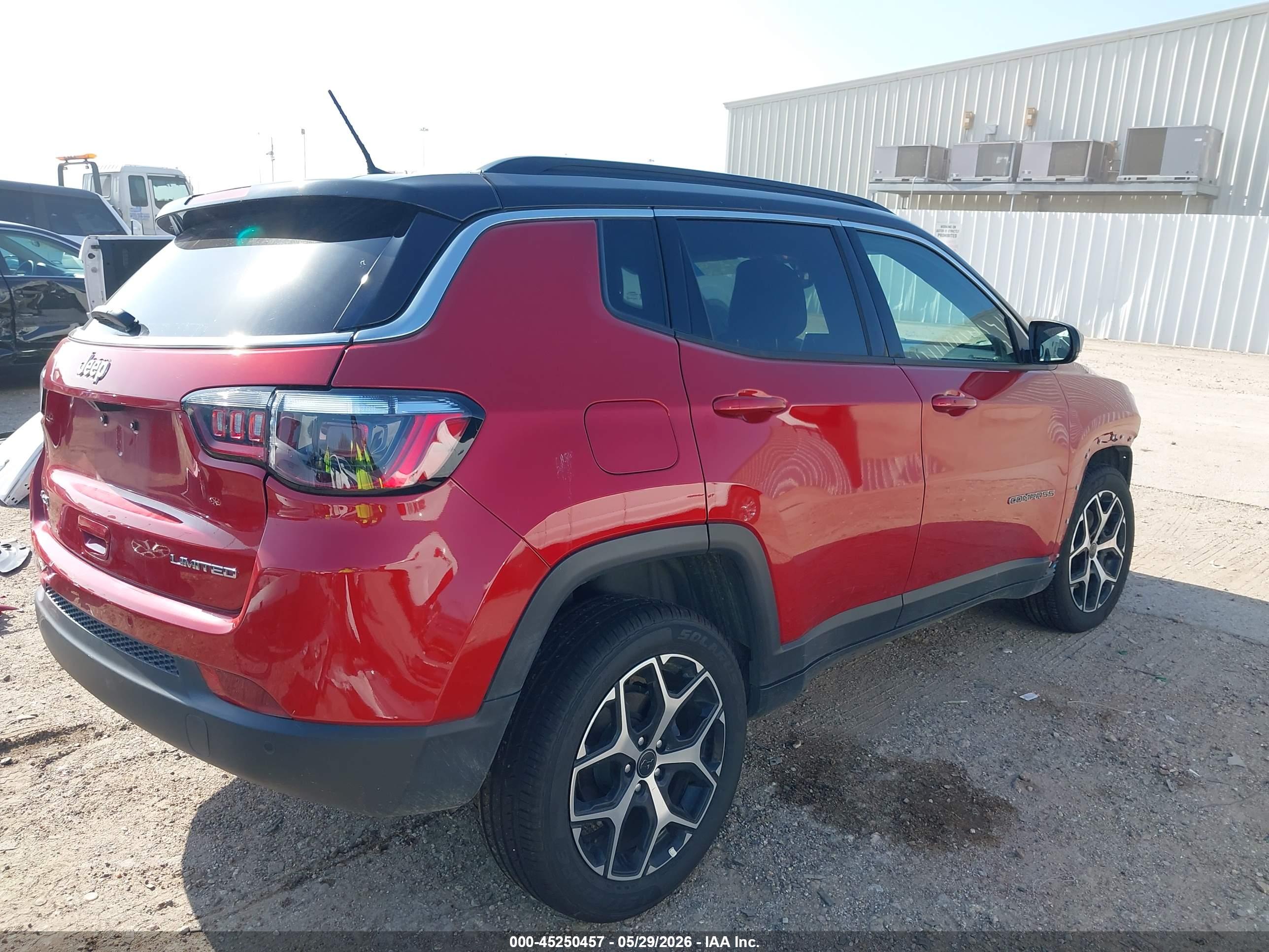 JEEP COMPASS image 4