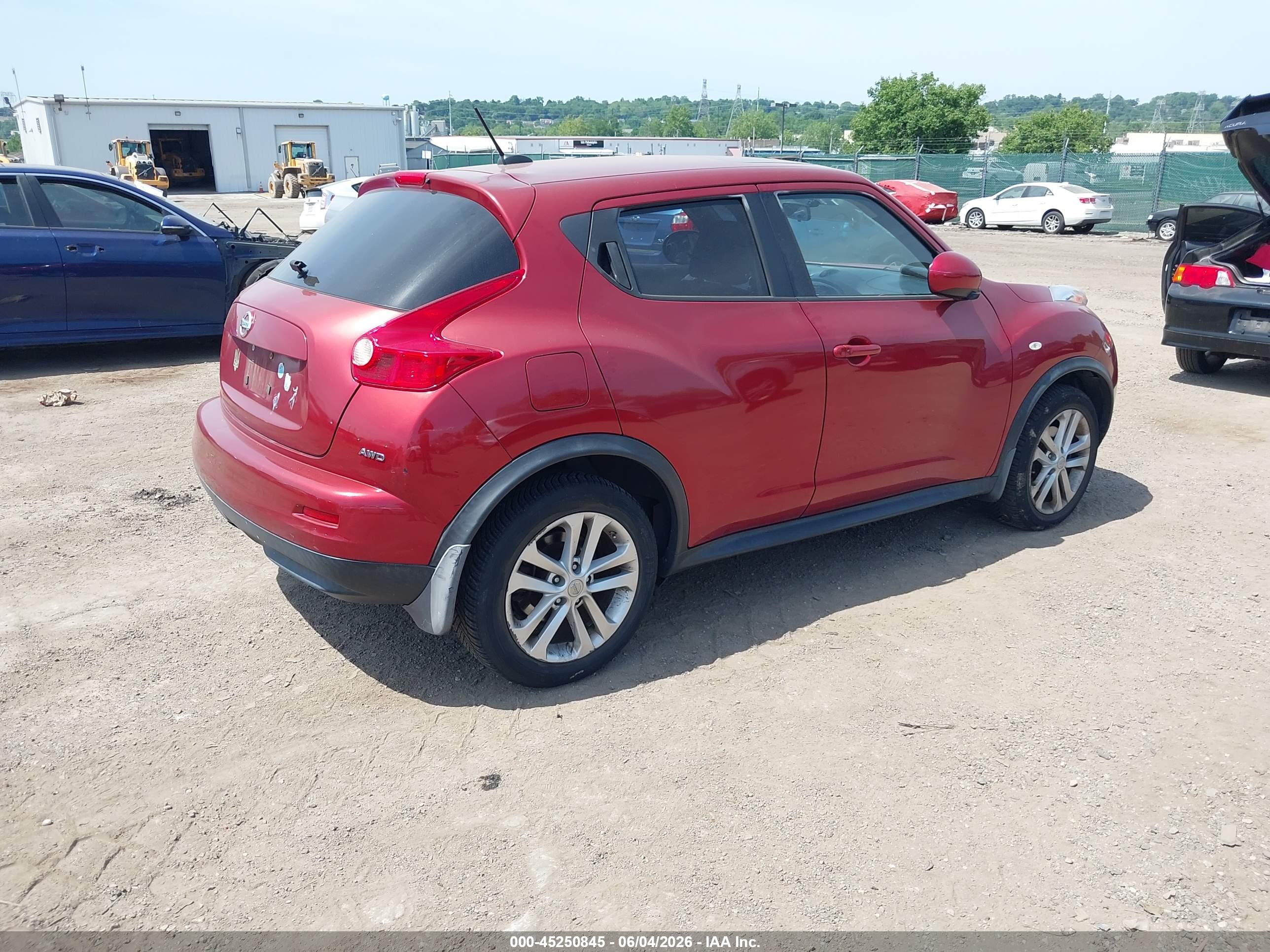 NISSAN JUKE image 4