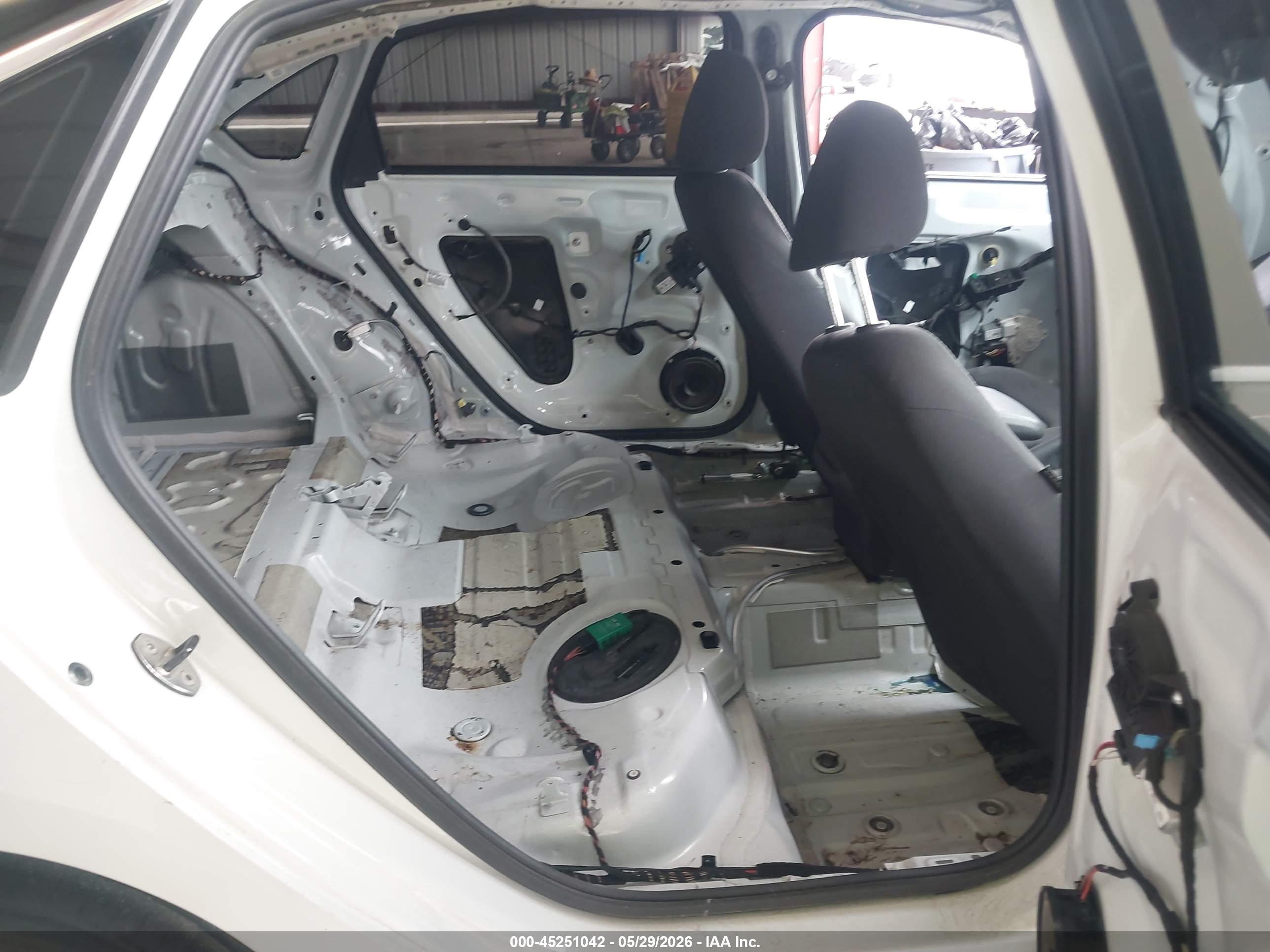 VOLKSWAGEN PASSAT image 8