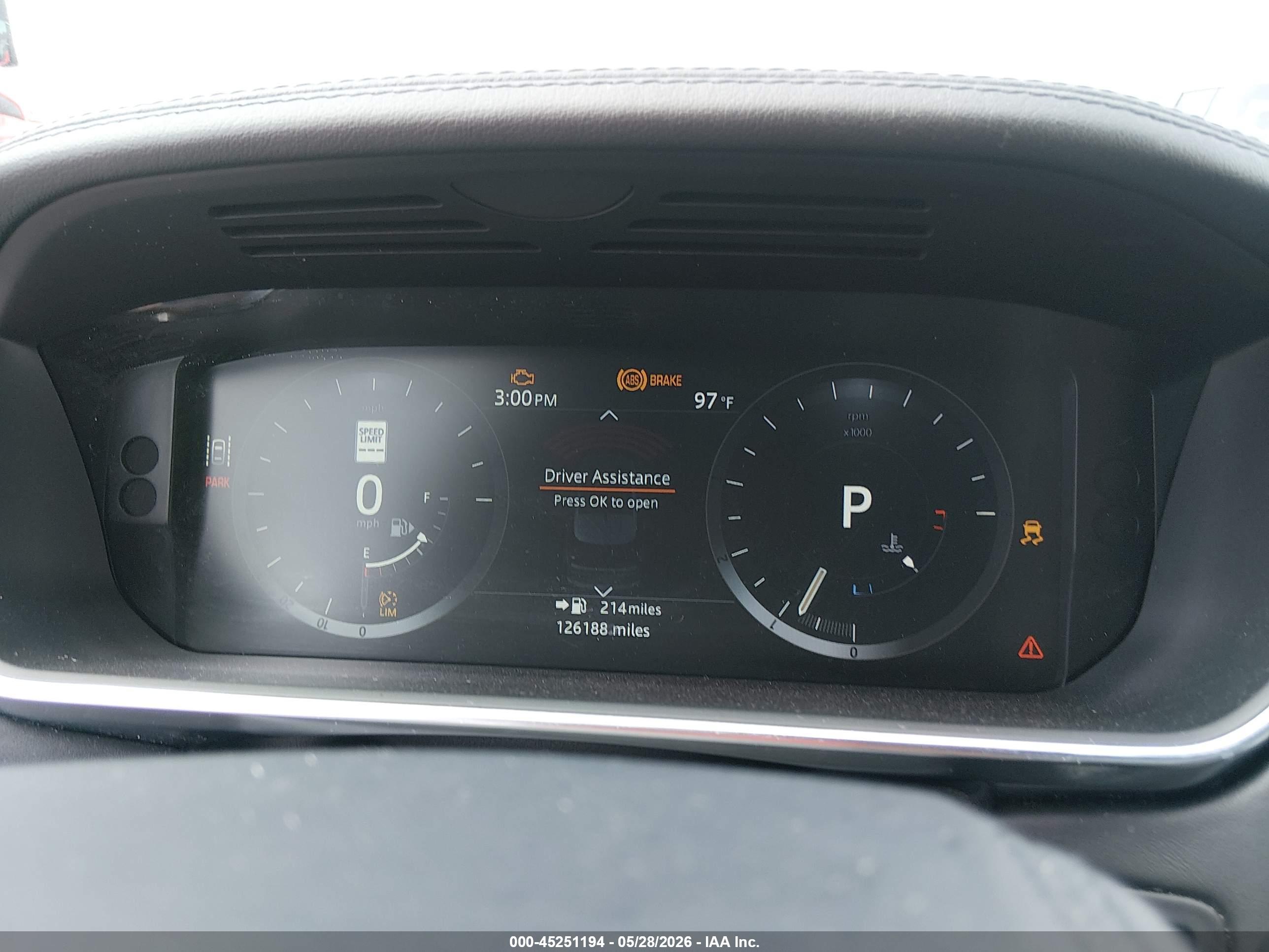 LAND ROVER image 7