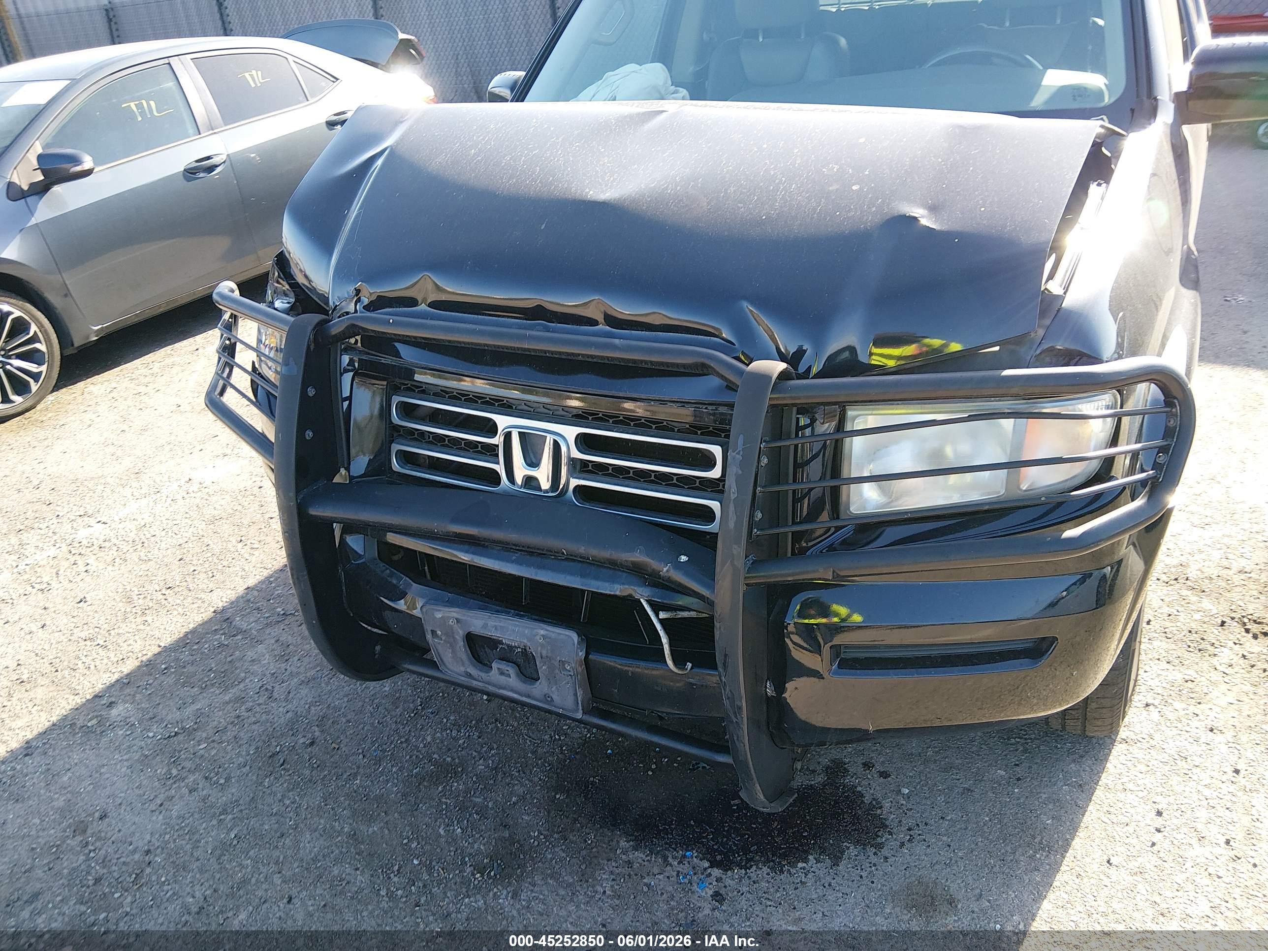HONDA RIDGELINE image 6