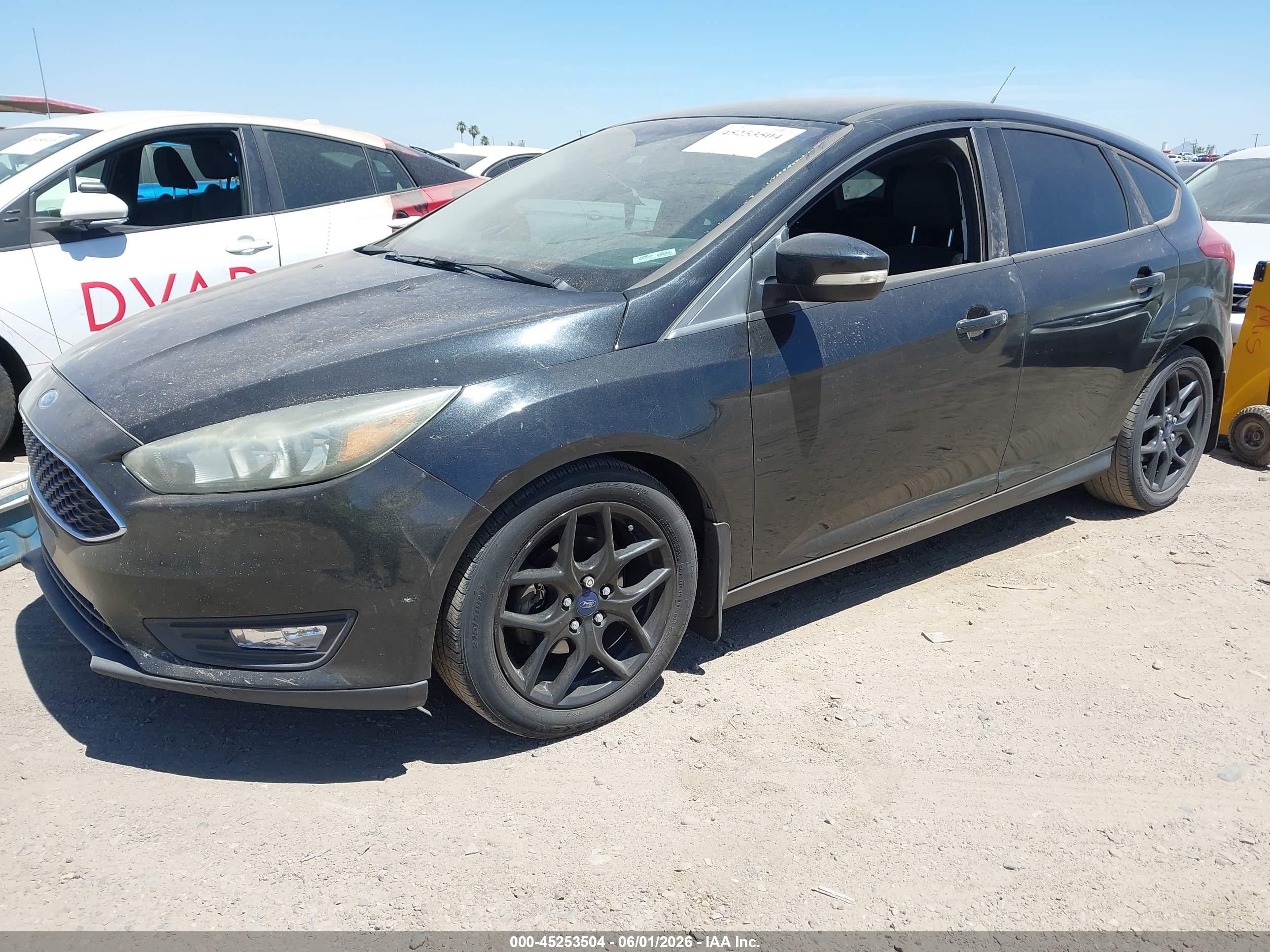 FORD FOCUS image 2