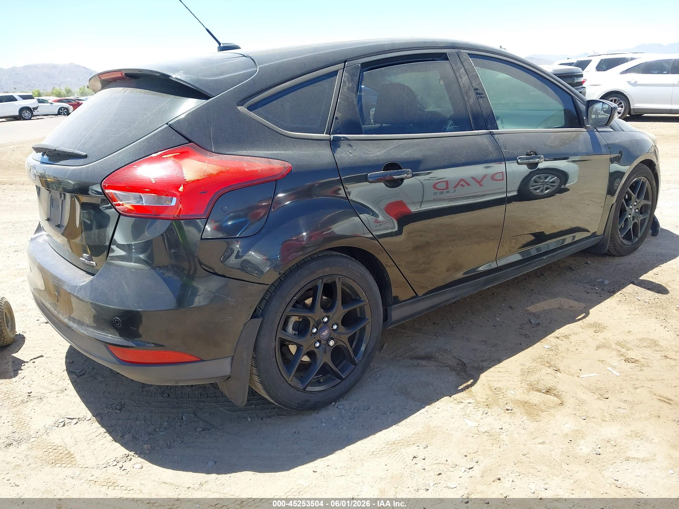 FORD FOCUS image 4