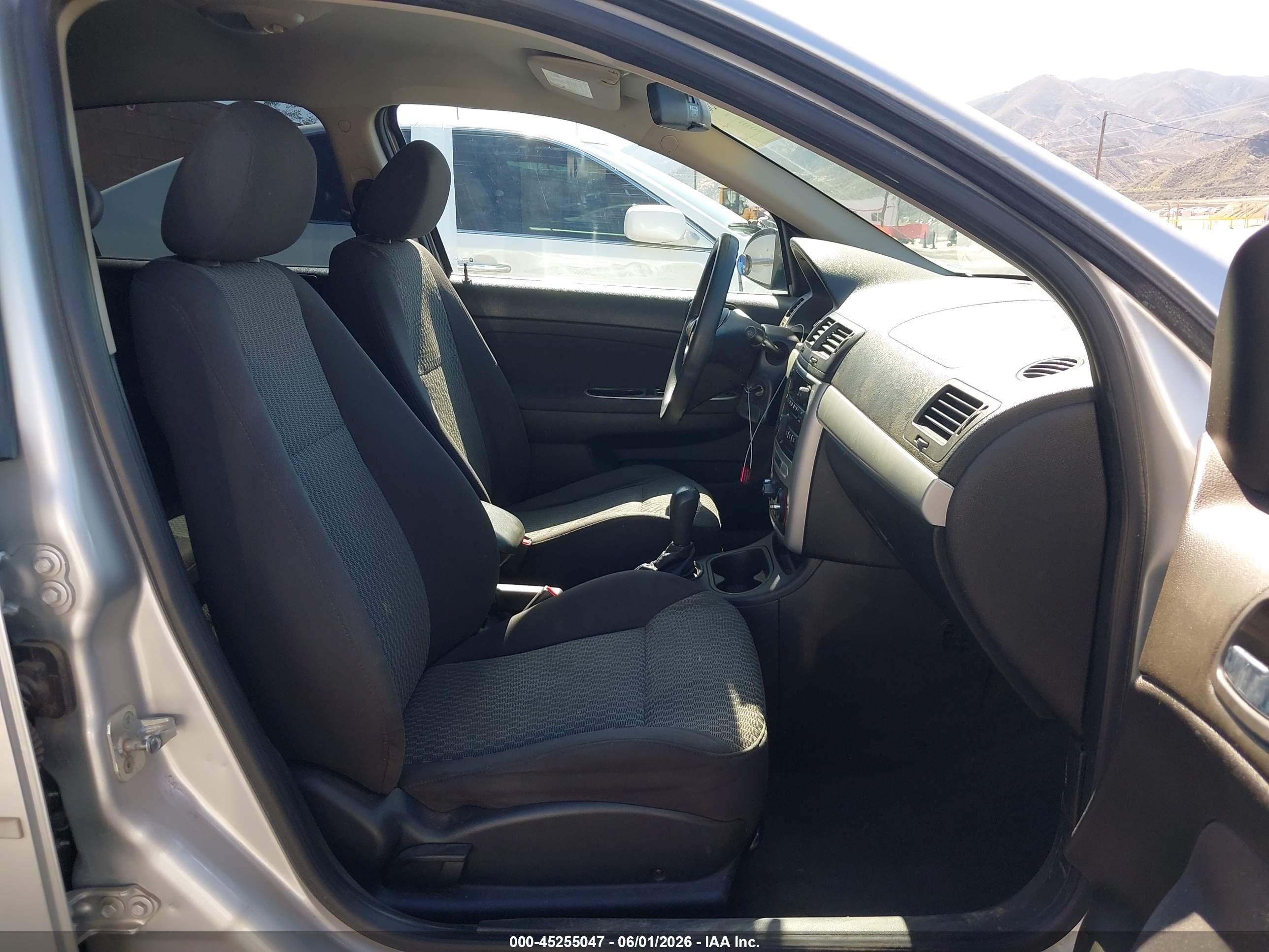 CHEVROLET COBALT image 5
