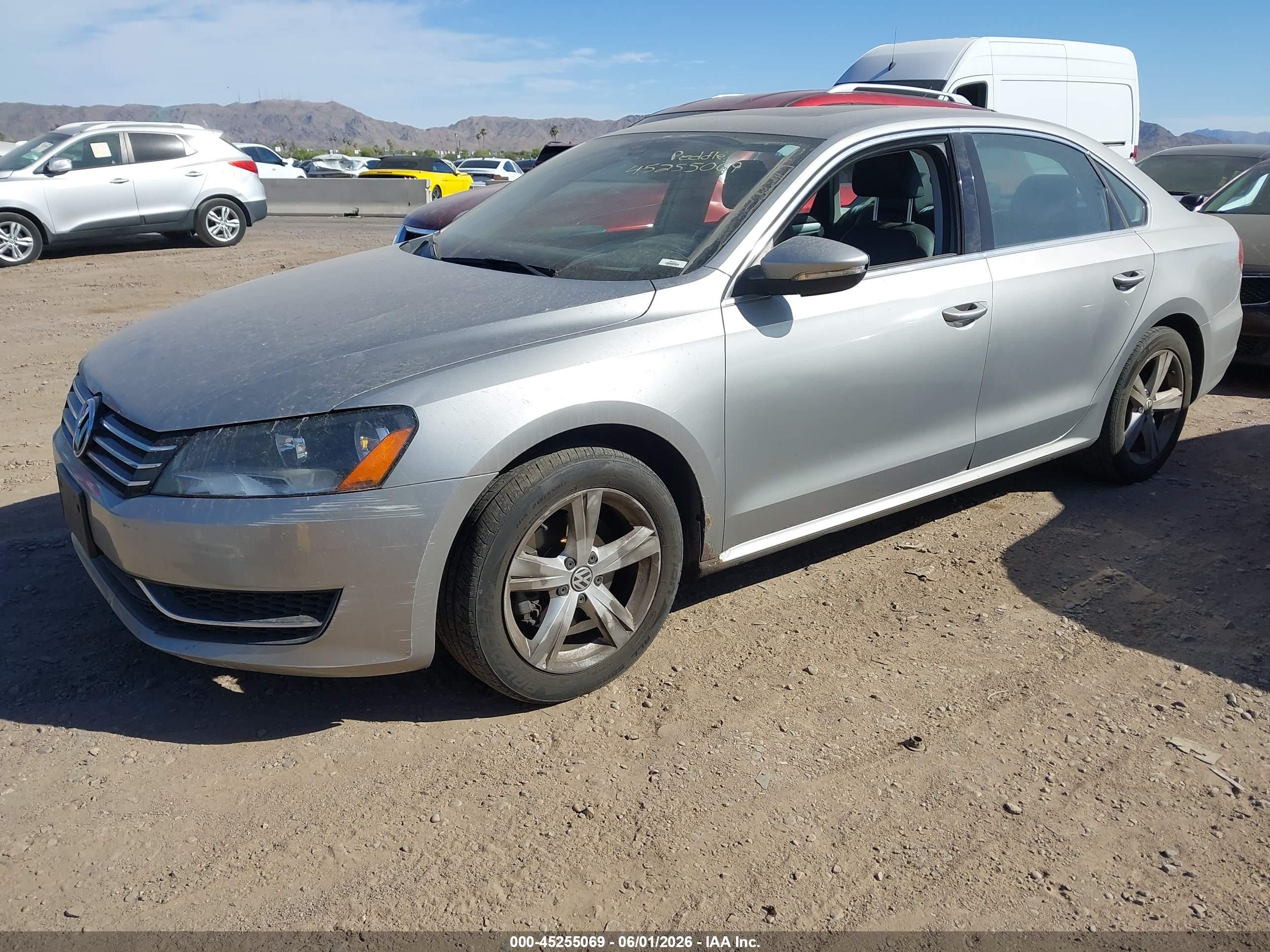 VOLKSWAGEN PASSAT image 2