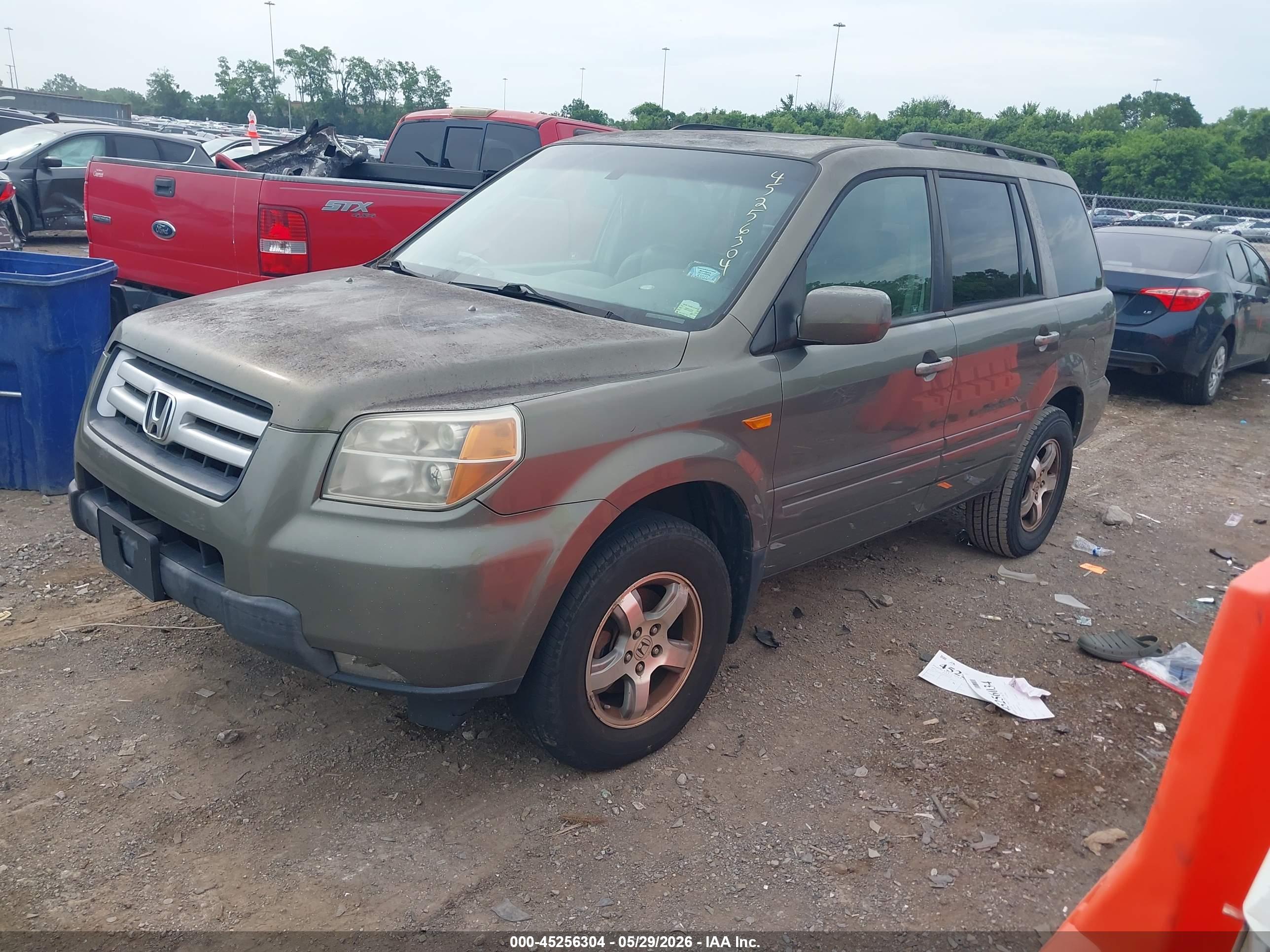 HONDA PILOT image 2