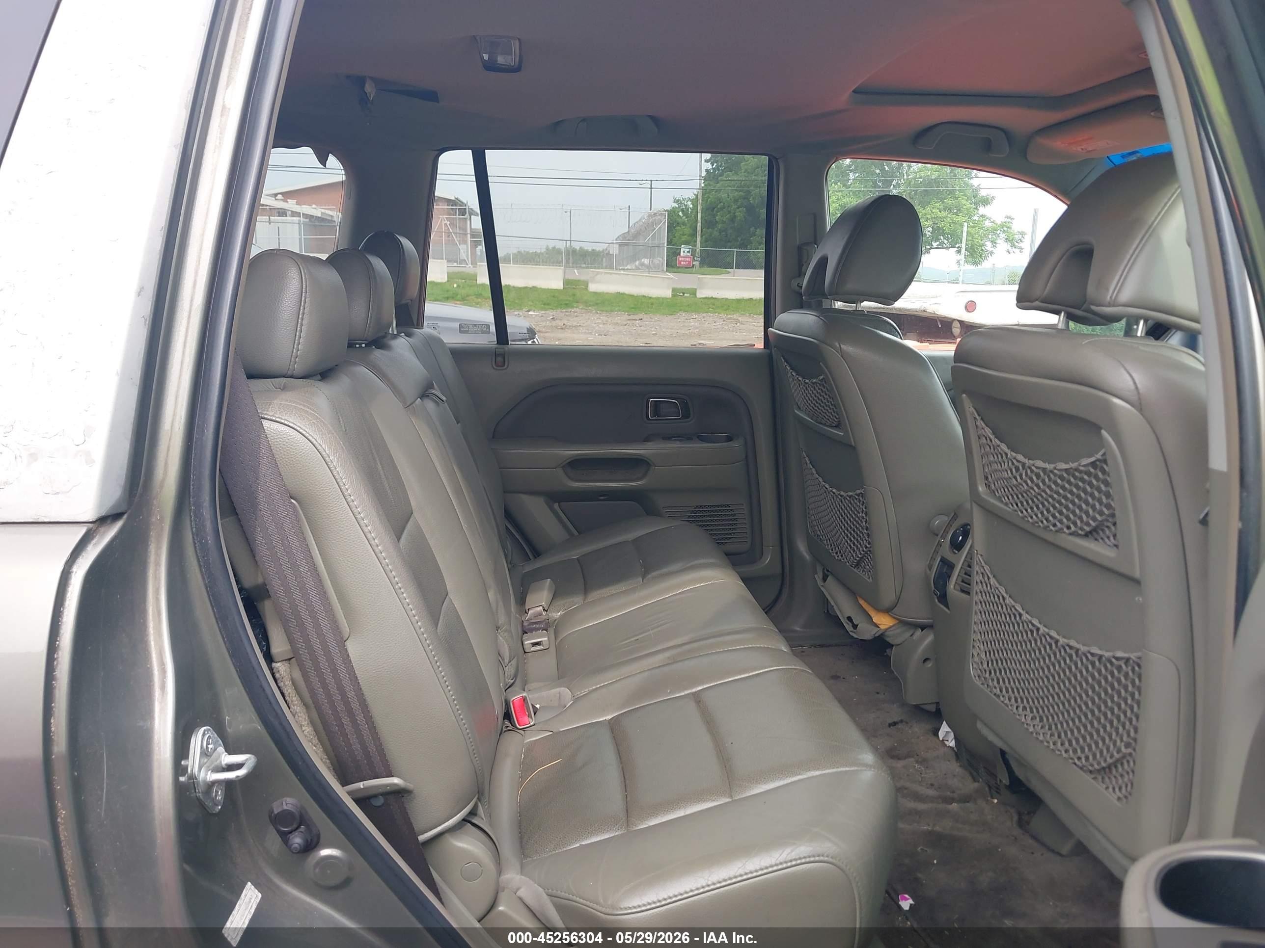 HONDA PILOT image 8