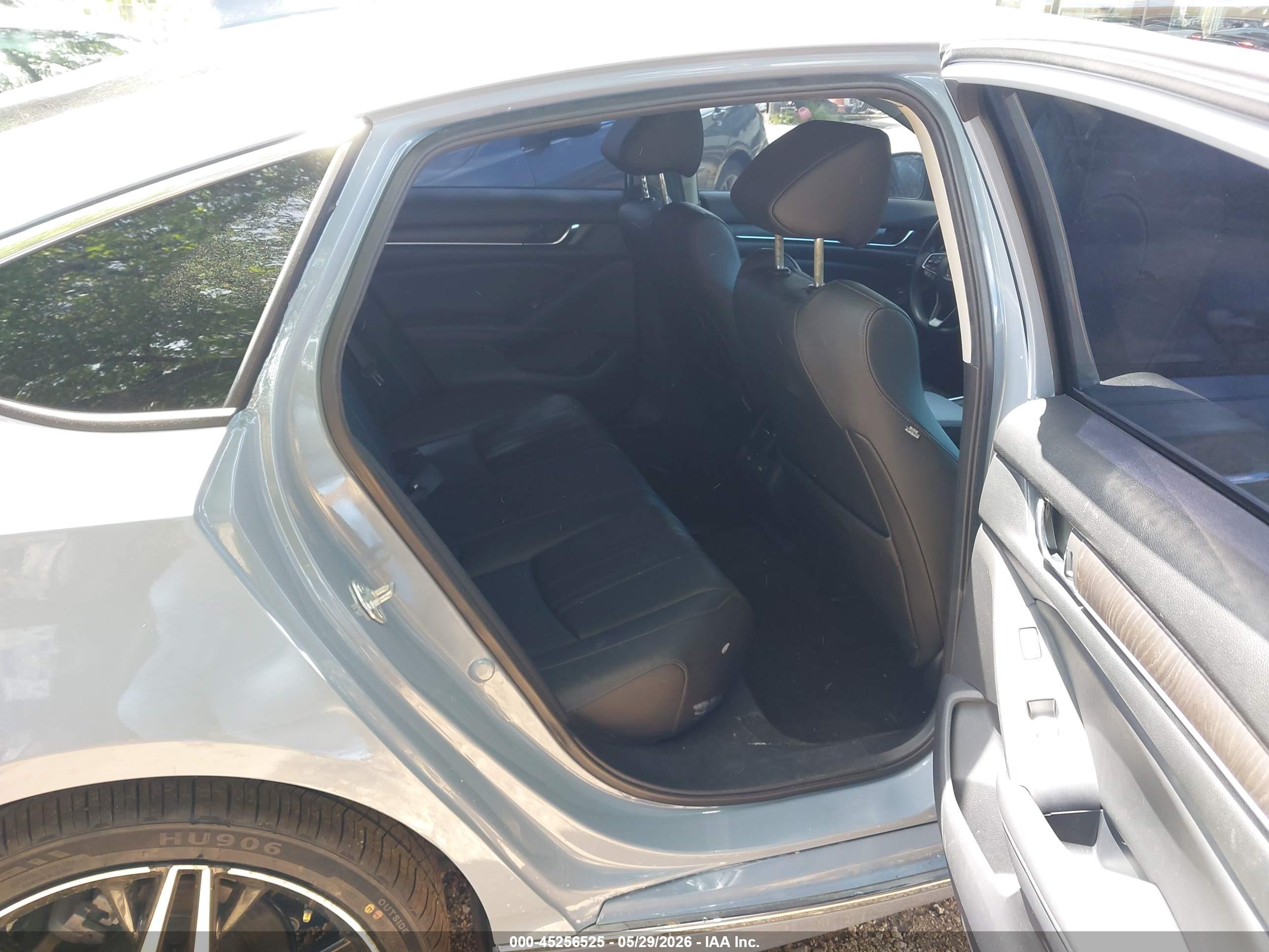HONDA ACCORD image 8